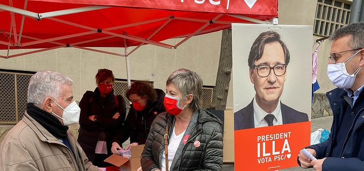 Els candidats de la federació Vallès Oest del PSC, Eva Candela i Rafael Güeto, a Castellbisbal. FONT: PSC 