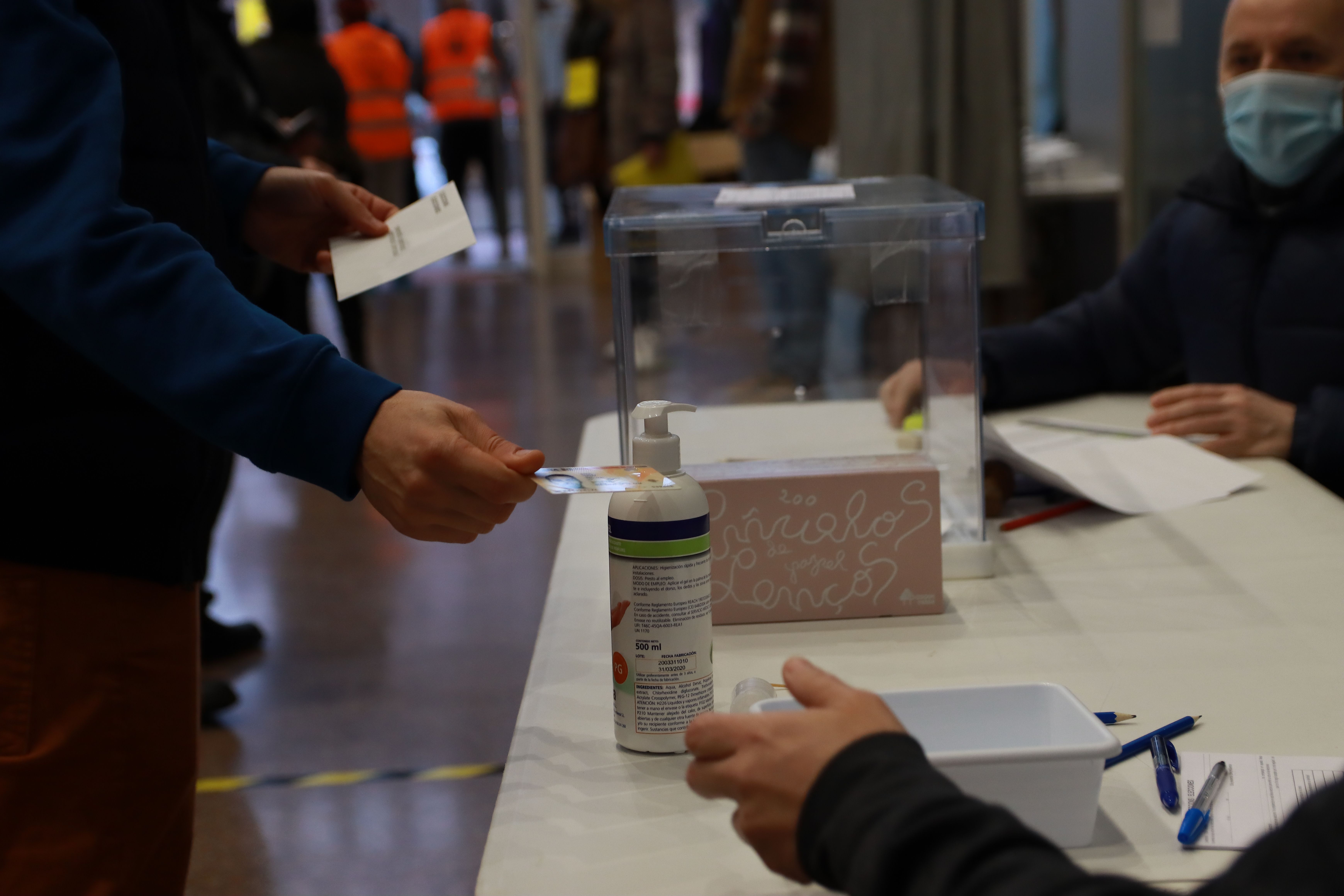 Eleccions del 14 de febrer a Rubí. FOTO: Josep Llamas