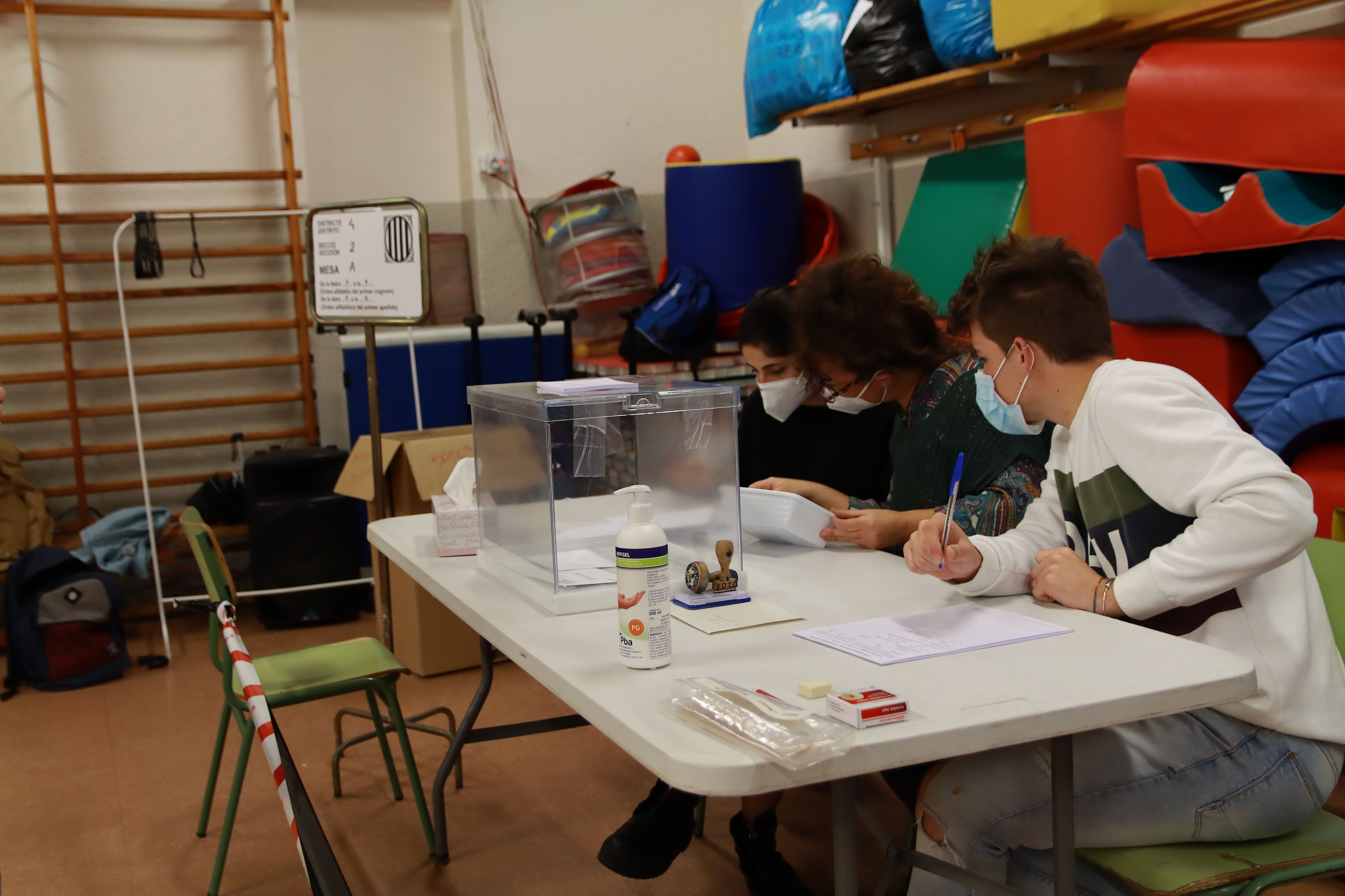 Eleccions del 14 de febrer a Rubí. FOTO: Josep Llamas