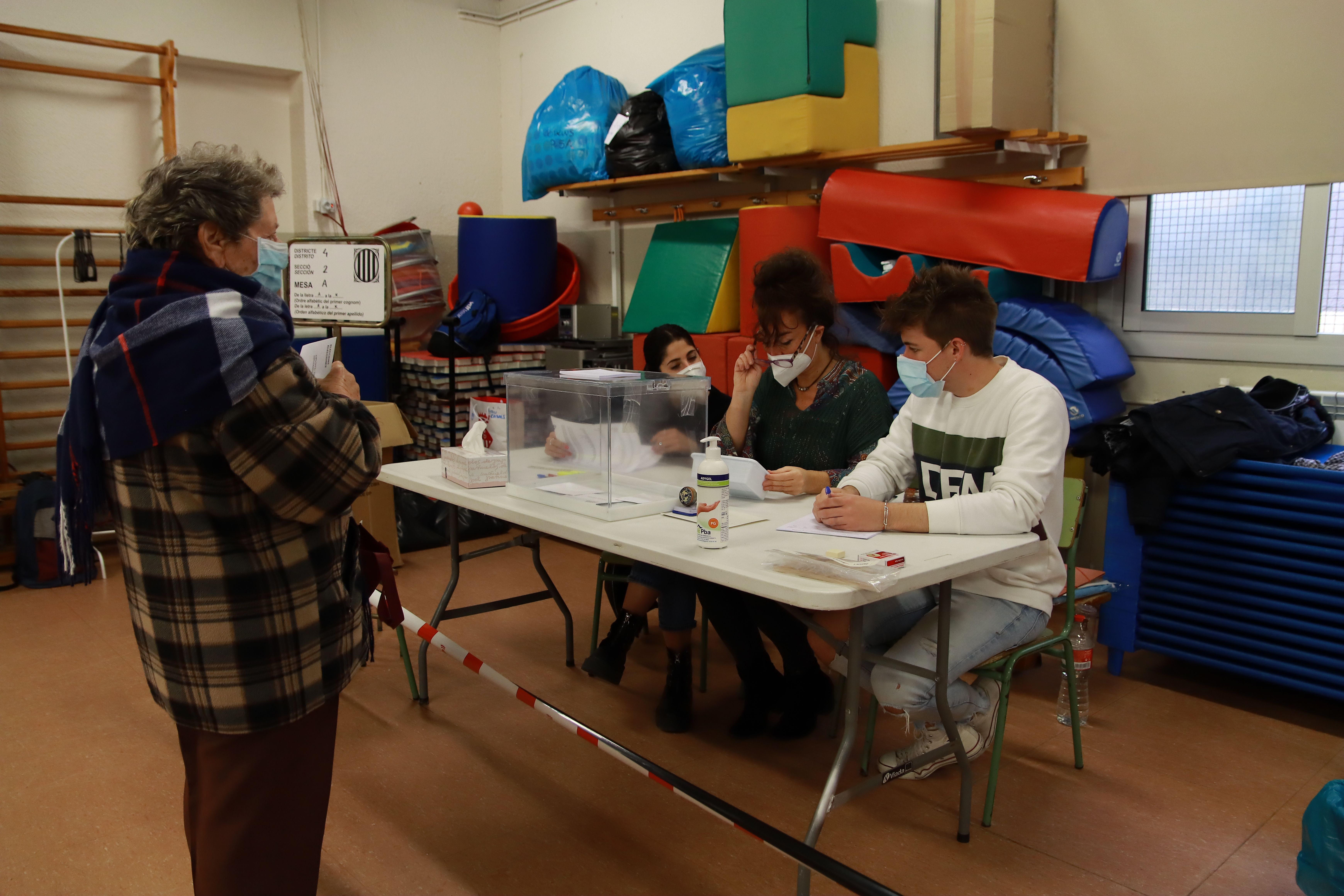 Eleccions del 14 de febrer a Rubí. FOTO: Josep Llamas