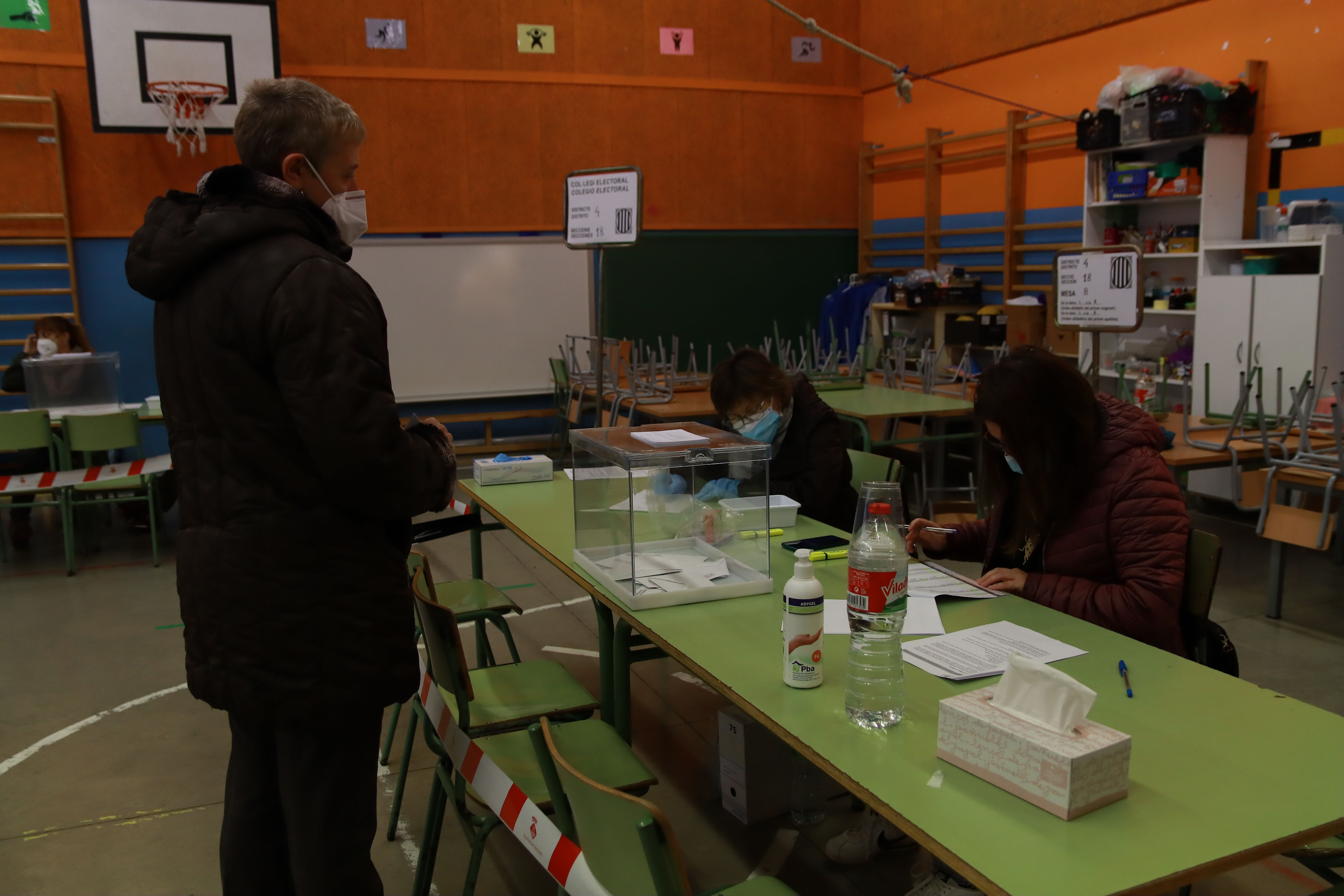 Eleccions del 14 de febrer a Rubí. FOTO: Josep Llamas