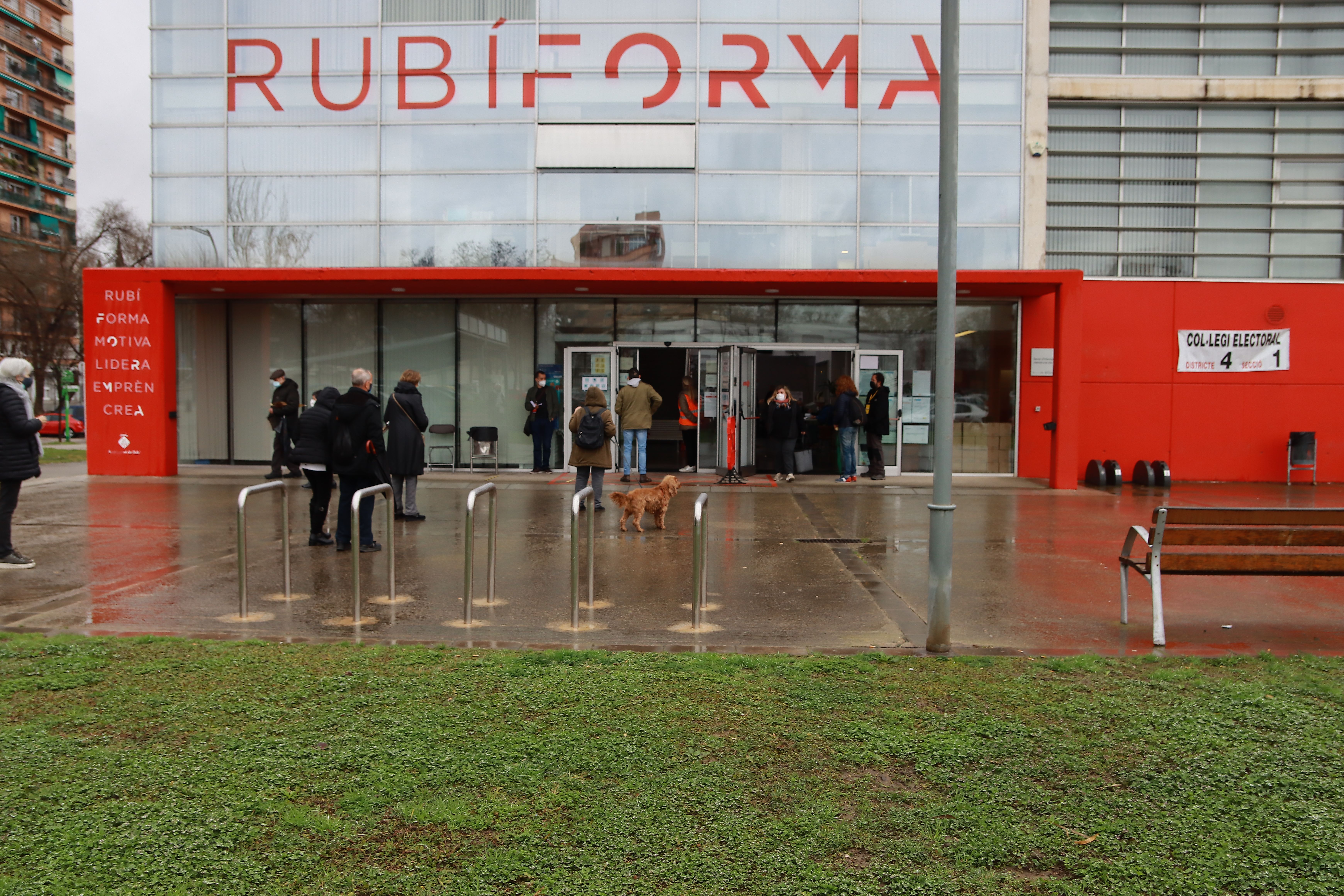 Eleccions del 14 de febrer a Rubí. FOTO: Josep Llamas