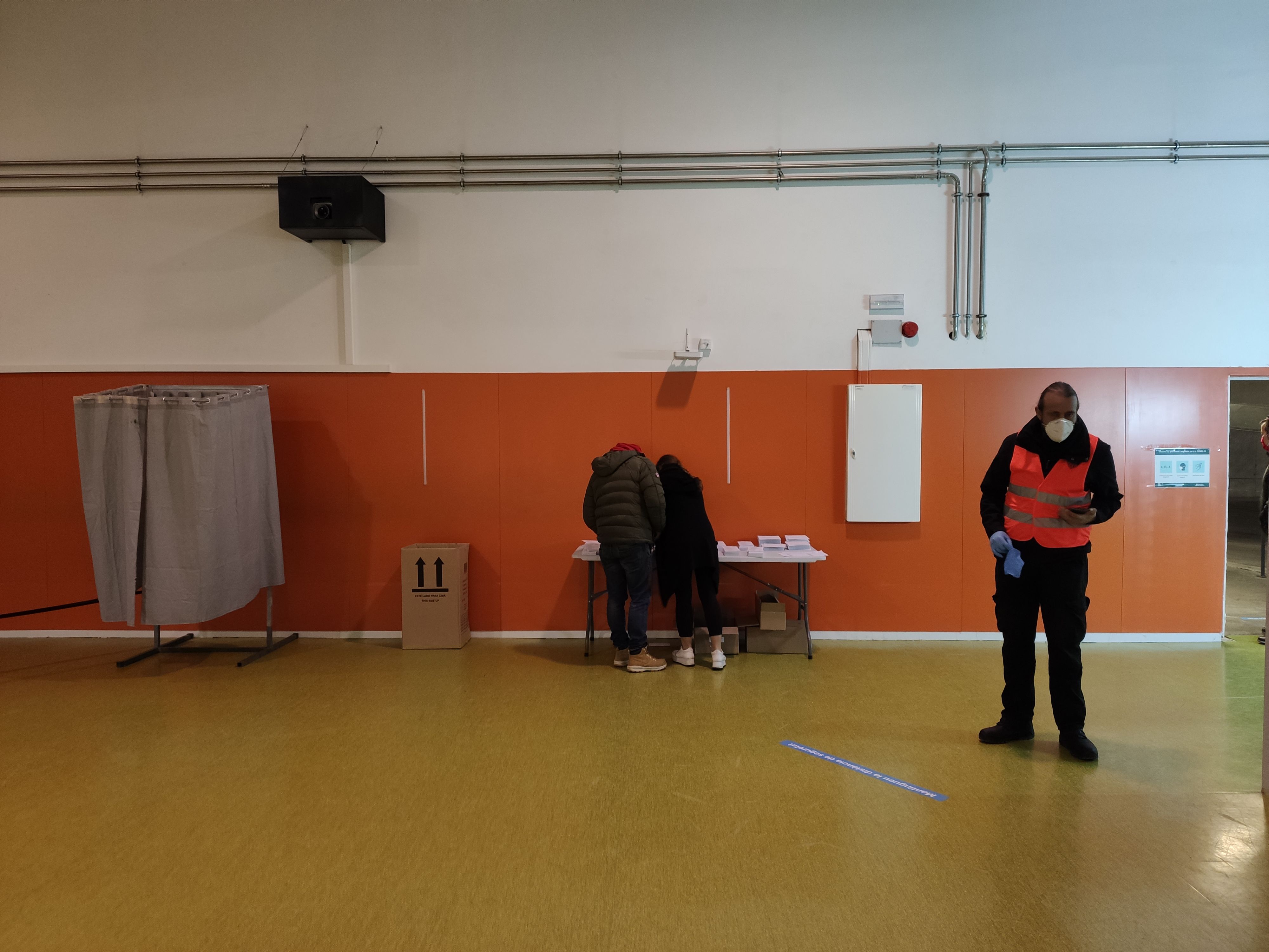 Eleccions del 14 de febrer a Rubí. FOTO: Núria H.