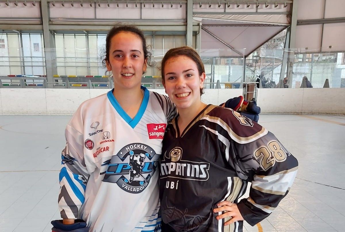 La rubinenca Shauny Ortega del CPL Valladolid i Lucia Pino de l'HCR Cent Patins. FOTO: Cedida