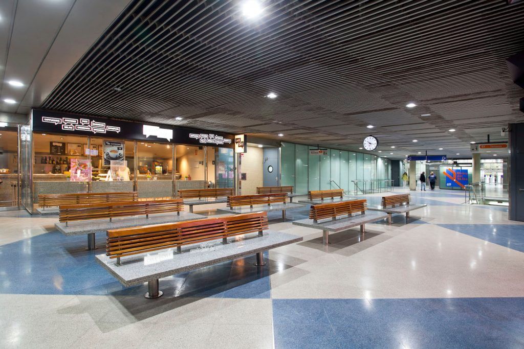 Estació de Mira-sol, on un jove va ser detingut per robar una cadena d’or amb una estrebada a l’estació de Sant Cugat. FOTO: Ferrocarrils 