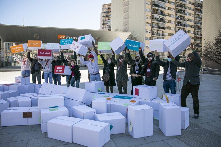 Activitat "Trencant murs". FOTO: Ajuntament de Rubí - Localpress