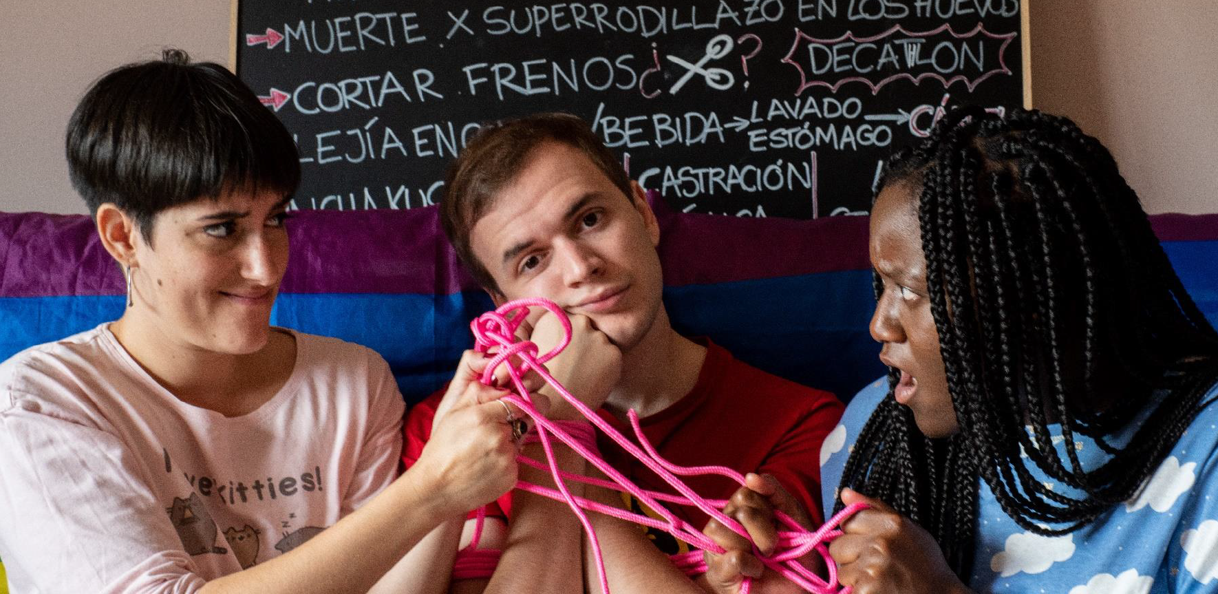 Imatge promocional de l'obra de teatre 'Los hombres blancos deben morir', l'obra de teatre que es podrà veure a l'Ateneu el 23 de juliol. 
