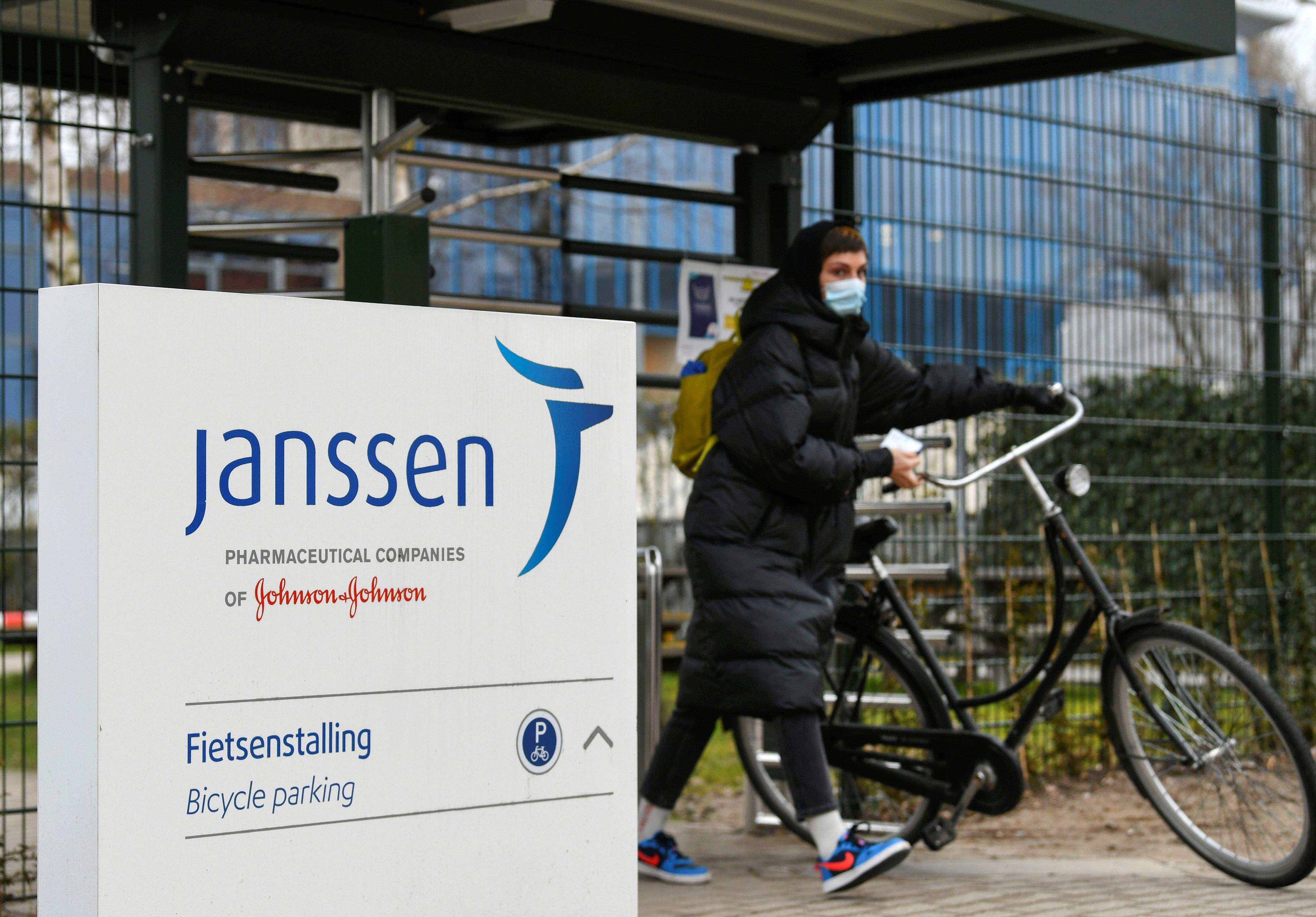 La filial de Johnson&Johnson, Janssen, a Leiden, Països Baixos. (Horitzontal) FOTO: REUTERS / Piroschka van de Wouw. Cedida per ACN La filial de Johnson&Johnson, Janssen, a Leiden, Països Baixos. (Horitzontal) FOTO: REUTERS / Piroschka van de Wouw. Cedida per ACN