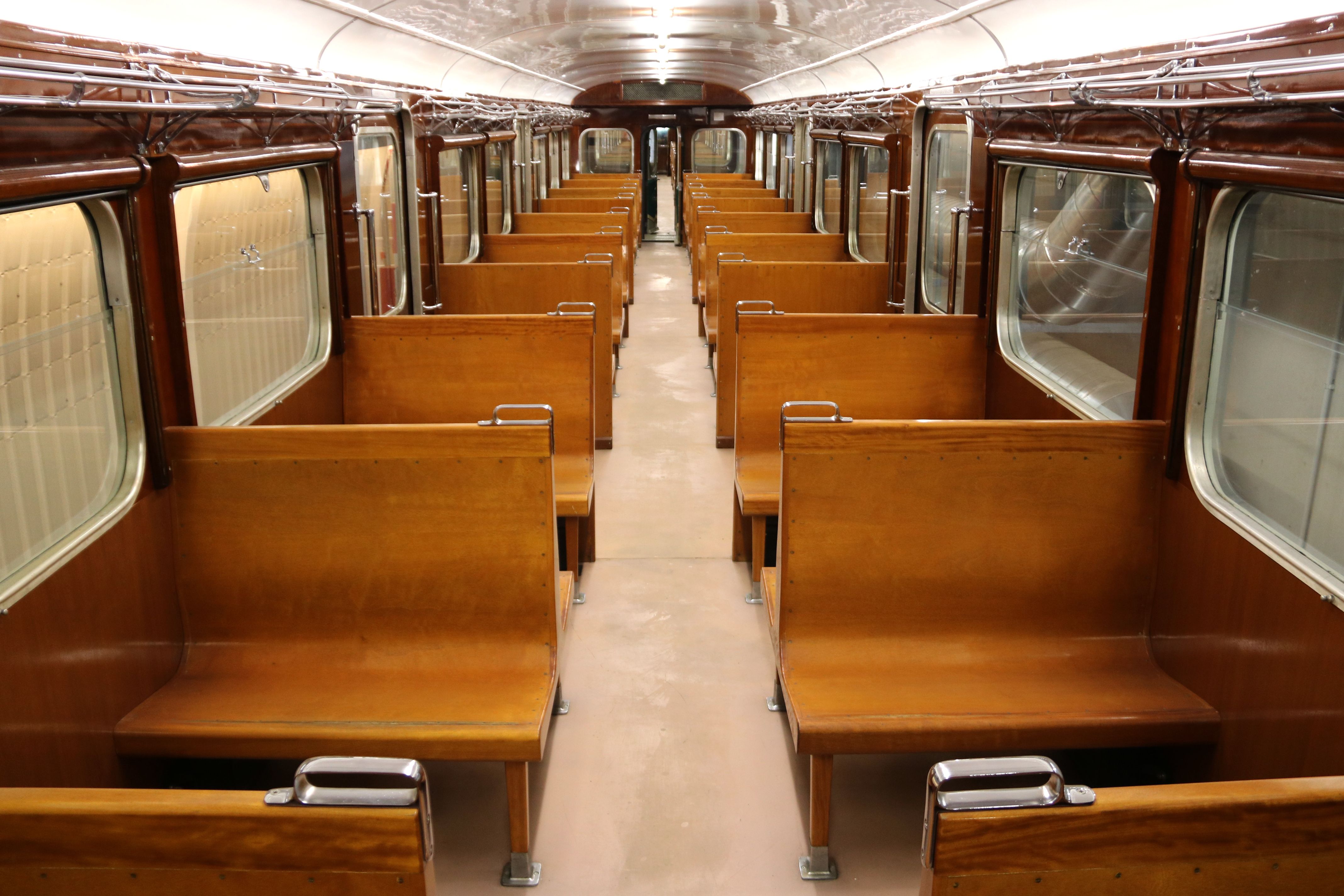 L'interior d'un vagó de tercera classe. FOTO: Albert Segura/ACN