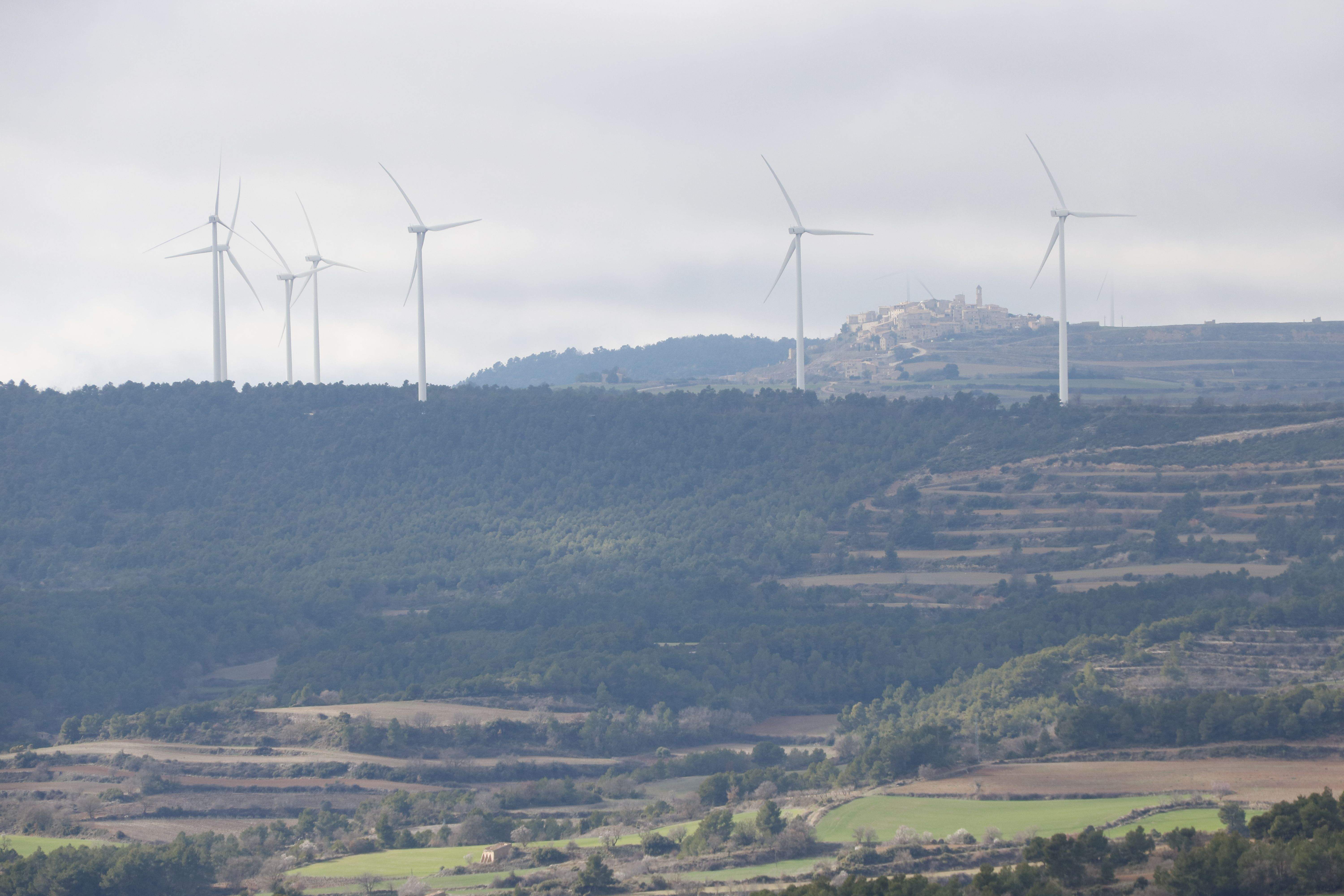 El projecte preveu diferents infraestructures elèctriques per transportar l'energia al parc eòlic de Cirerer fins a Rubí. FOTO: ACN El projecte preveu diferents infraestructures elèctriques per transportar l'energia al parc eòlic de Cirerer fins a Rubí. FOTO: ACN