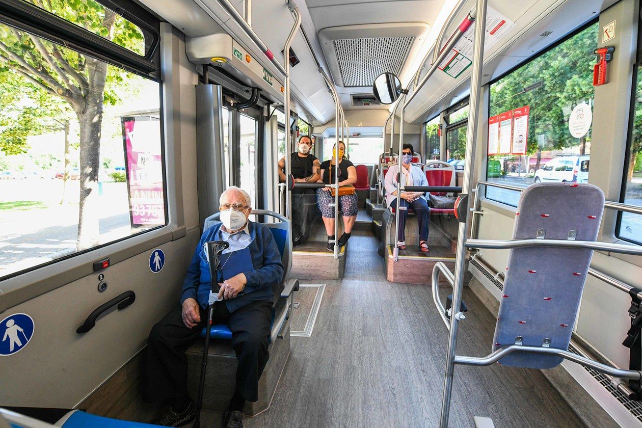 Un autobus urbà de RubíBus. FOTO: Ajuntament de Rubí – Localpres