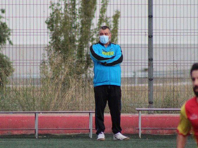 Jaume Andreu deixa de ser l'entrenador del Veinti. FOTO: Radio Rubí Jaume Andreu deixa de ser l'entrenador del Veinti. FOTO: Radio Rubí