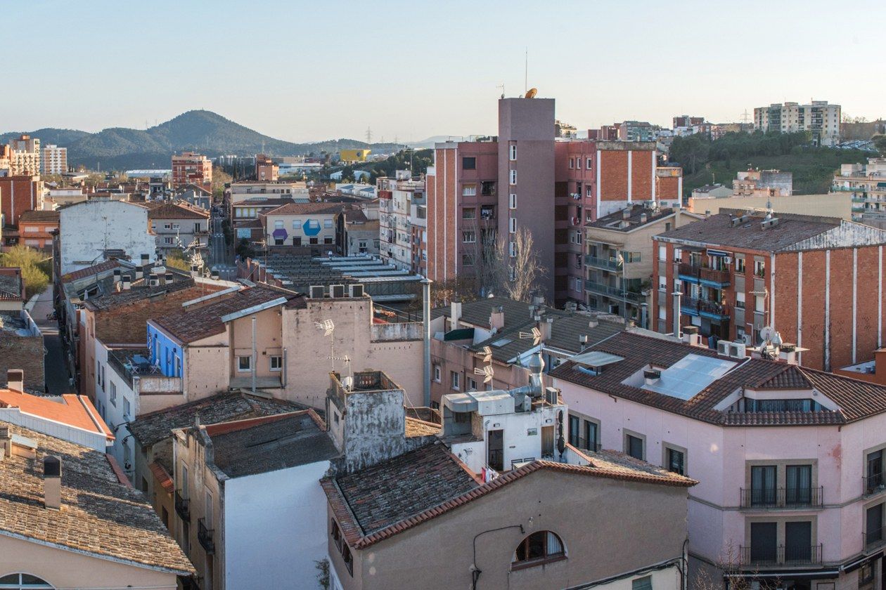 Olors, llicències d’obres o manteniment de carrers, els precs i preguntes de la ciutadania al ple . FOTO:  Ajuntament de Rubí - Xavier Olmos
