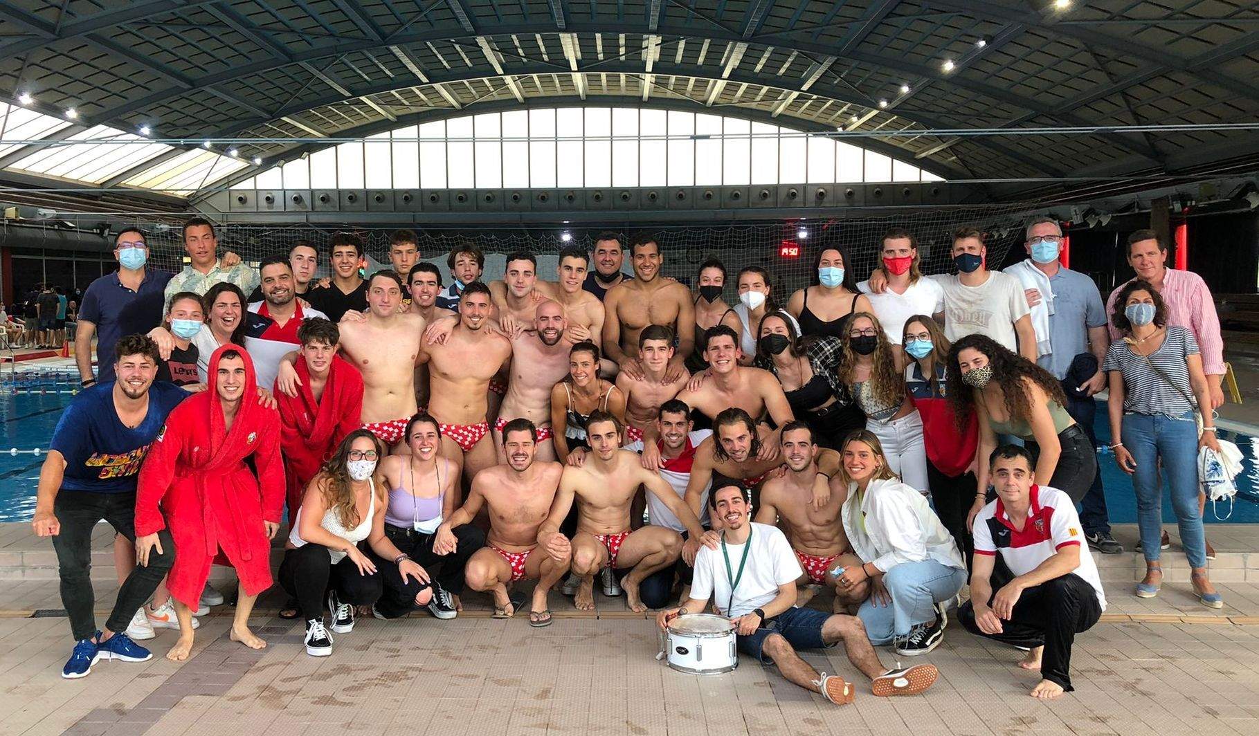 L'equip absolut masculí de waterpolo del CN Rubí. FOTO: DHM L'equip absolut masculí de waterpolo del CN Rubí. FOTO: DHM