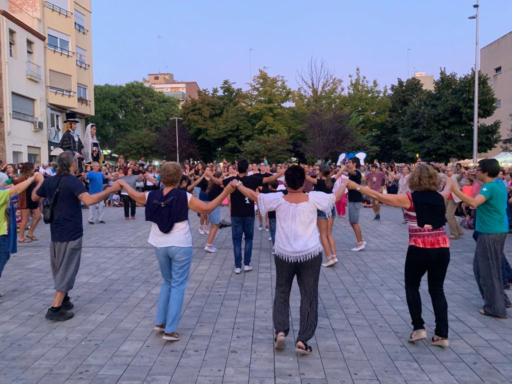 Concert de sardanes durant una diada anterior. FOTO: Arxiu Concert de sardanes durant una diada anterior. FOTO: Arxiu