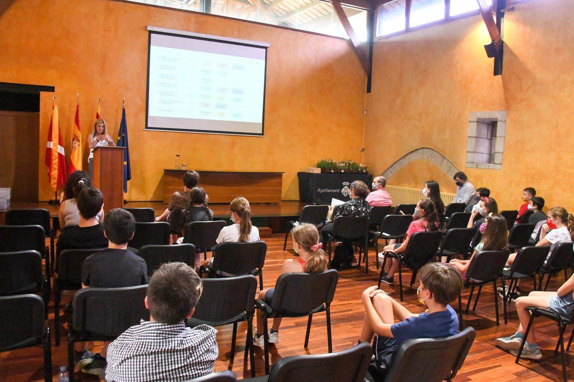 El Consell de la Infància i l’Adolescència presenta propostes relacionades amb el medi ambient. FOTO: Ajuntament de Rubí - Localpress
