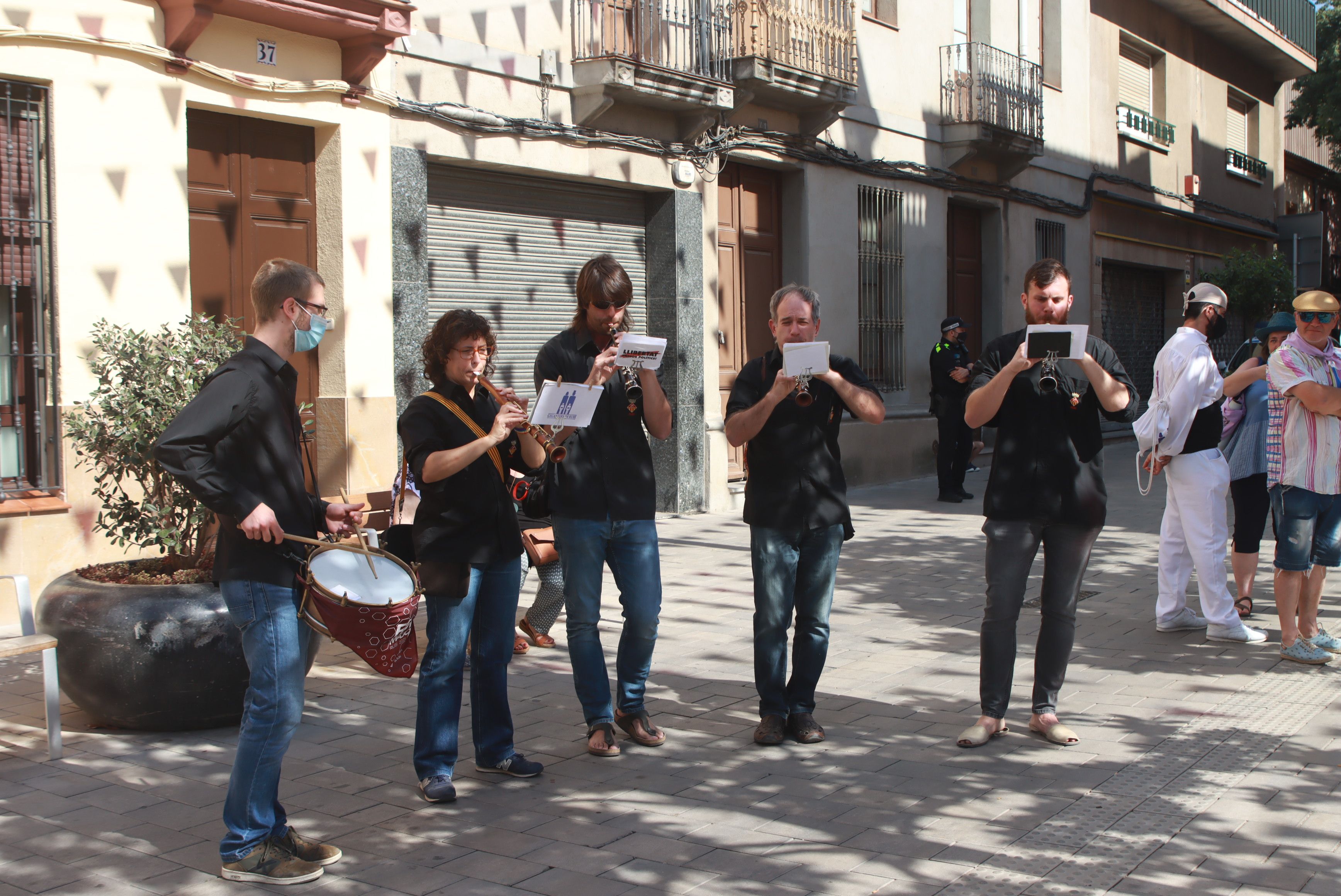 Els grallers de la colla gegants per Festa Major. FOTO: Josep Llamas