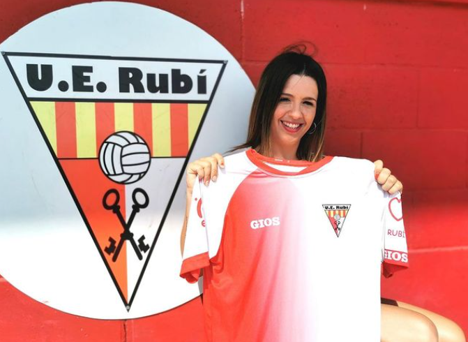 Estefania López, responsable de la secció femenina i assistent tècnica del filial de la UE Rubí. FOTO: UE Rubí