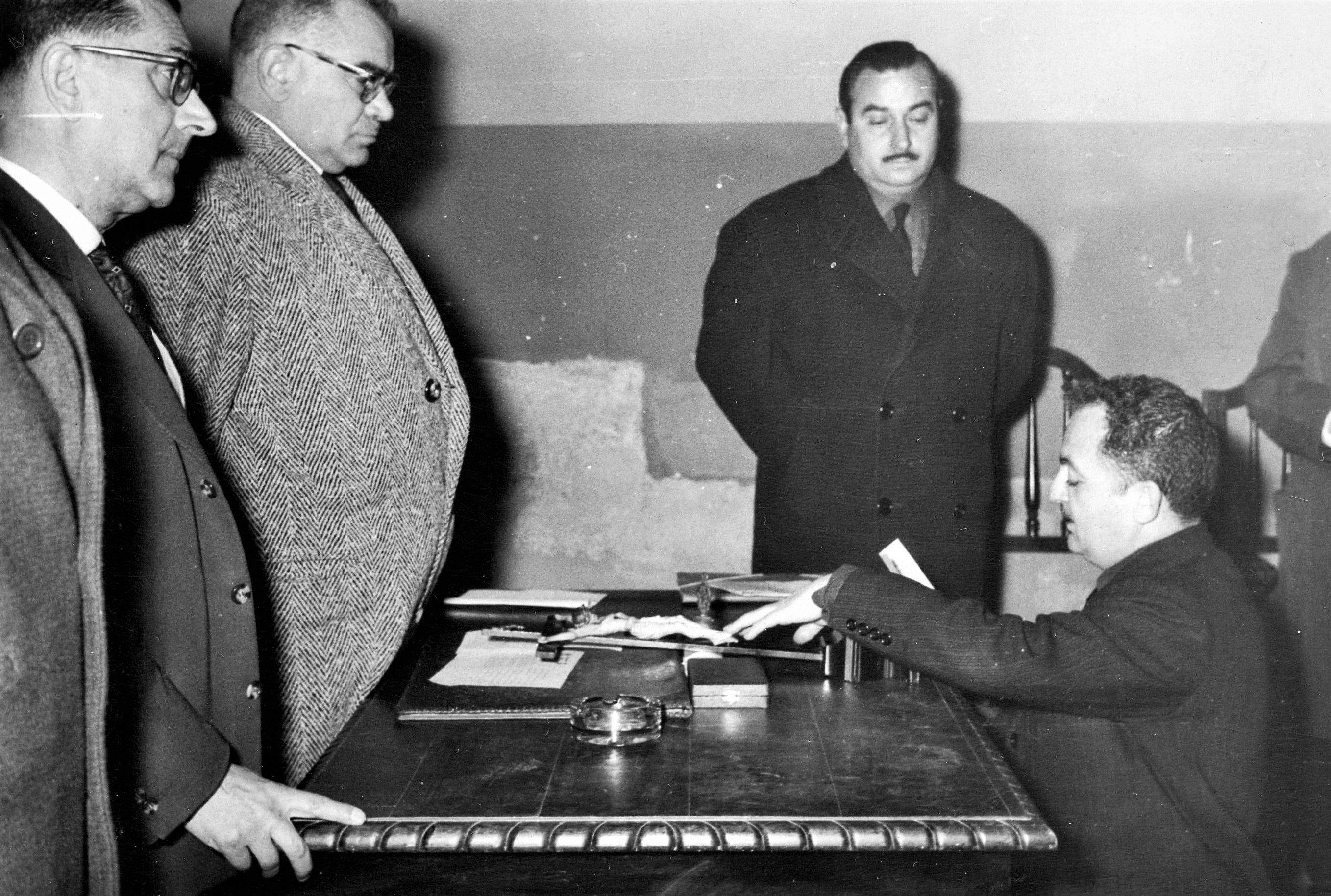 La presa de possessió de l’alcalde Manuel Murillo, novembre de 1962. FOTO: Família Torra Muñoz-Farran La presa de possessió de l’alcalde Manuel Murillo, novembre de 1962. FOTO: Família Torra Muñoz-Farran