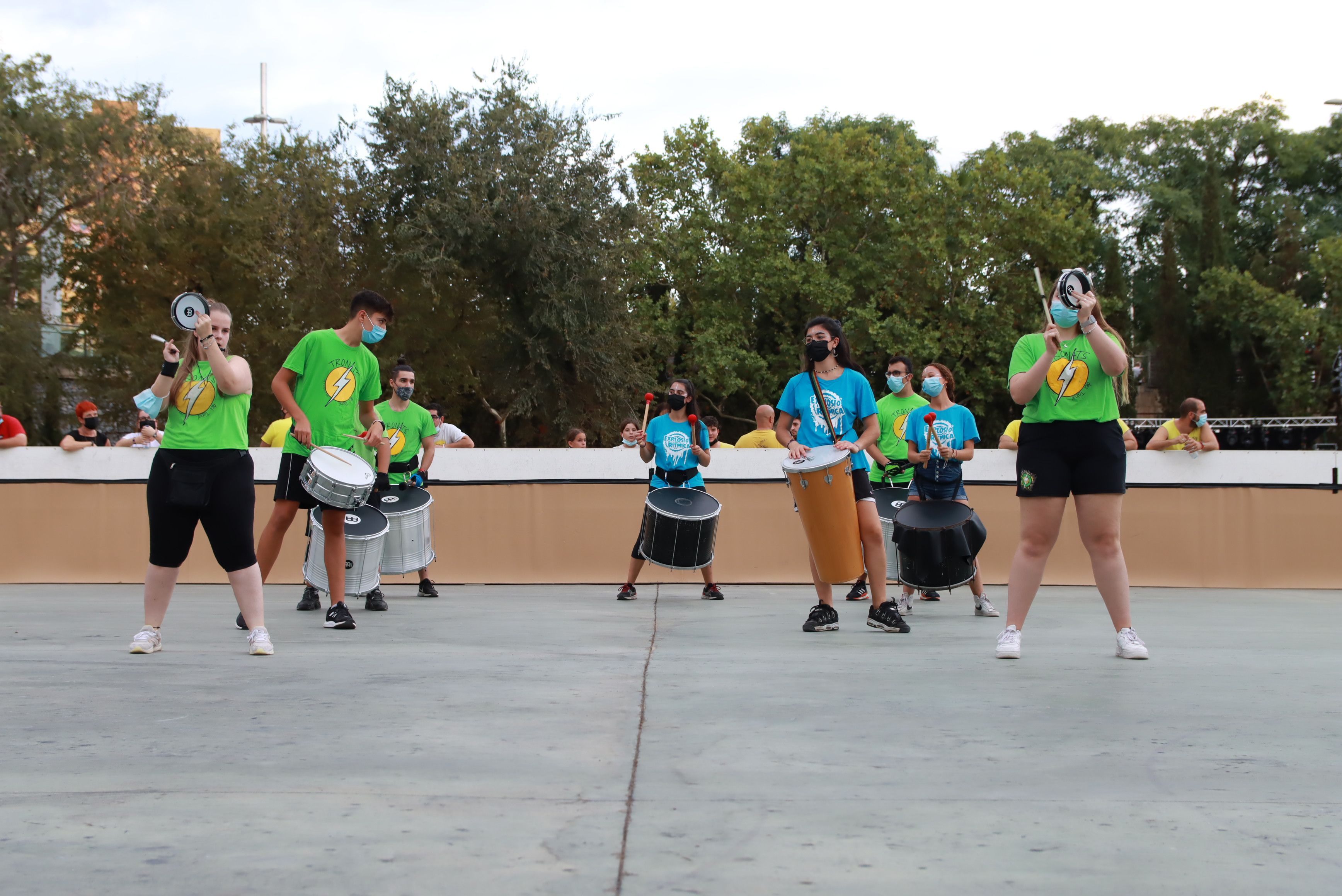 Tabalada a càrrec dels grups de percussió Explosió Rítmica i Tronats. Les notícies més destacades de la setmana a Rubí.FOTO: Josep Llamas