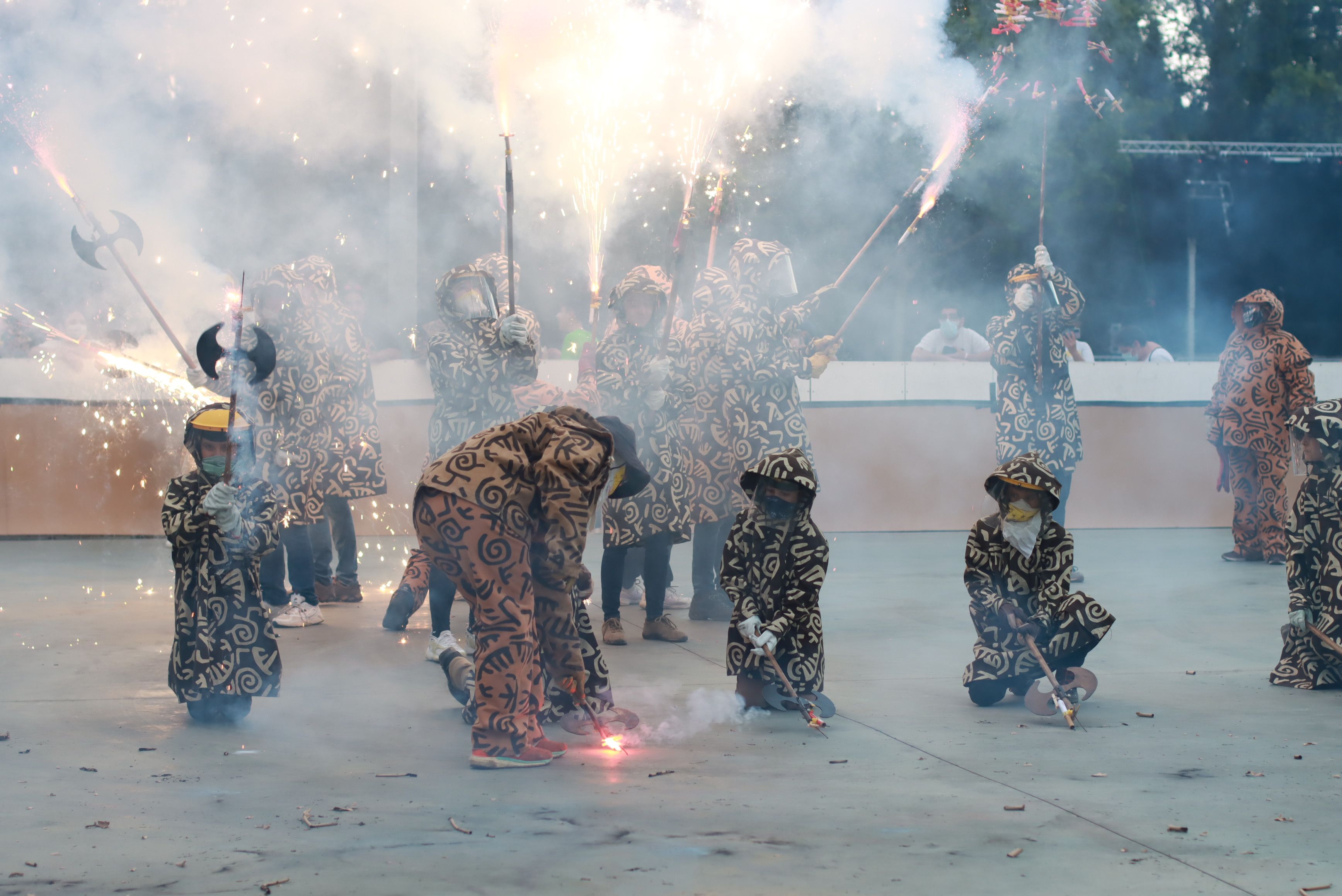 Moment del raval infantil amb la Colla de Diables de la Riera, la Colla de Diables Rubeo Diablorum i la Colla de Diables de Rubí. FOTO: Josep Llamas