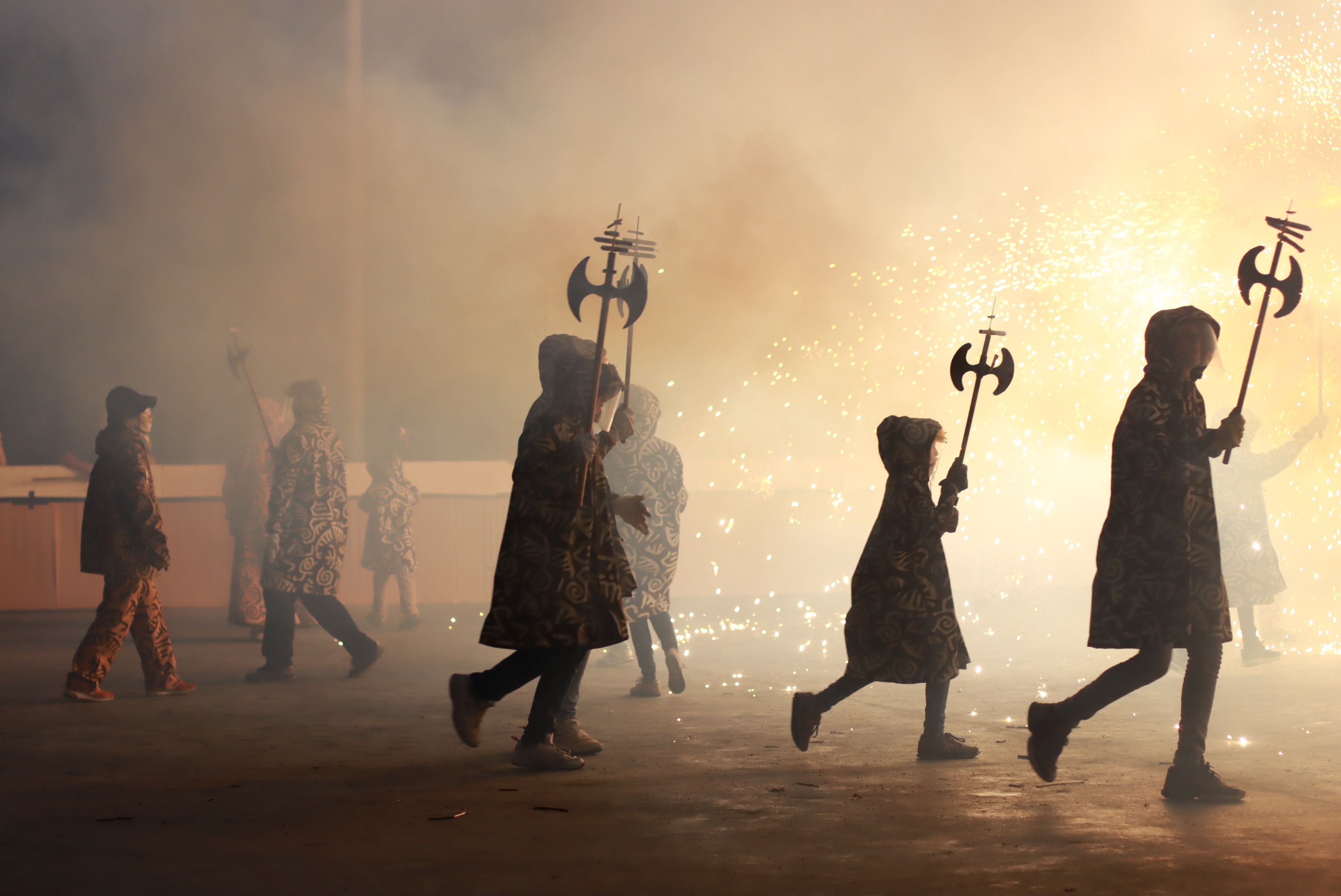 Moment del raval infantil amb la Colla de Diables de la Riera, la Colla de Diables Rubeo Diablorum i la Colla de Diables de Rubí. FOTO: Josep Llamas