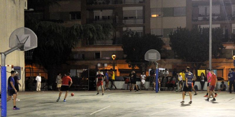 Una edició anterior de La Nit és Jove, al pati de l'Escola Montessori. FOTO: Ajuntament de Rubí  Una edició anterior de La Nit és Jove, al pati de l'Escola Montessori. FOTO: Ajuntament de Rubí