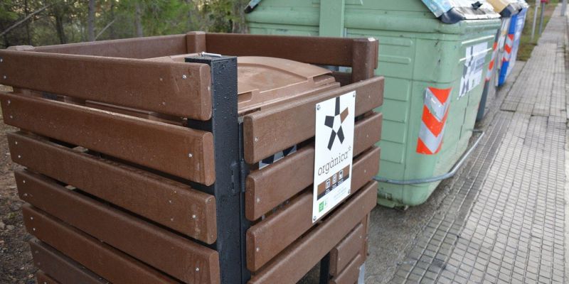 La primera es va instal·lar, de forma pilot, a la confluència entre els carrers Banyoles i Bellpuig, a Castellnou. FOTO: Ajuntament)