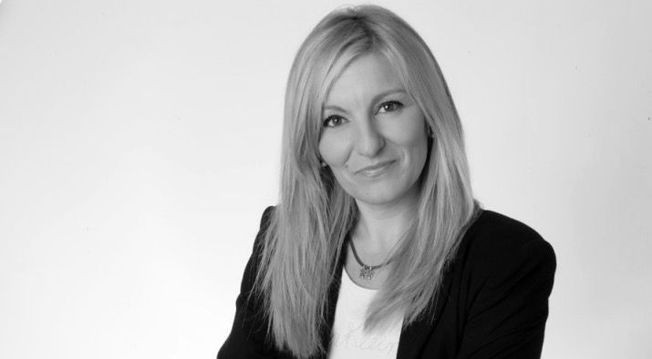 Ana María Martínez felicita el TOT Rubí pels seus cinc anys. FOTO: Ajuntament de Rubí 