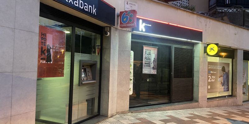 Imatge de l'oficina de Kutxabank que tanca a mitjans de desembre. FOTO: R. Cabús