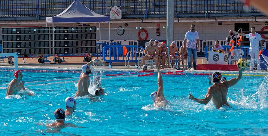 Gran victòria de l’equip absolut masculí de waterpolo del CN Rubí. FOTO: Club Natació de Rubí