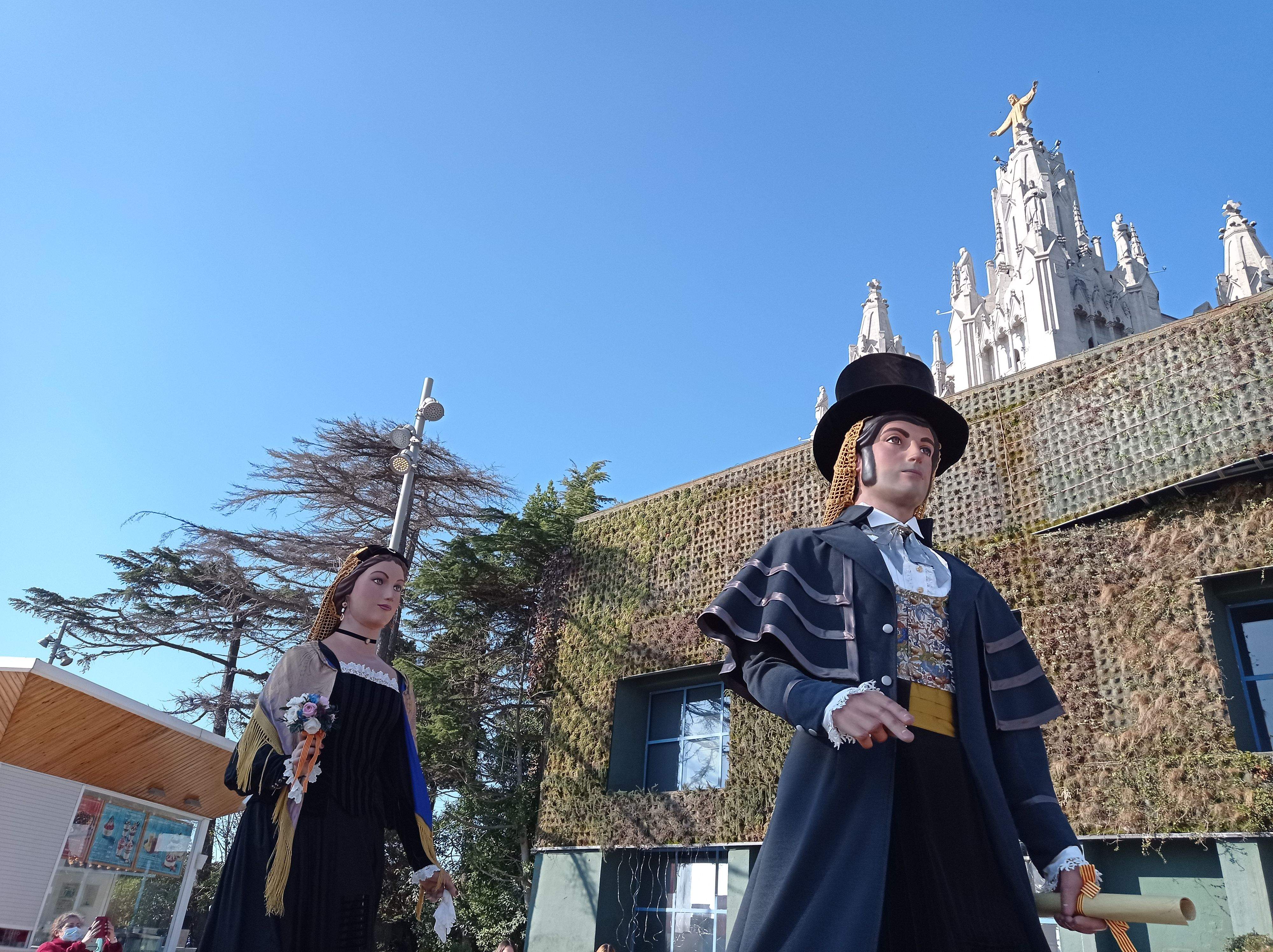 Els Gegants de Rubí, al Tibidabo. FOTO: Marc Albert López i Extremera