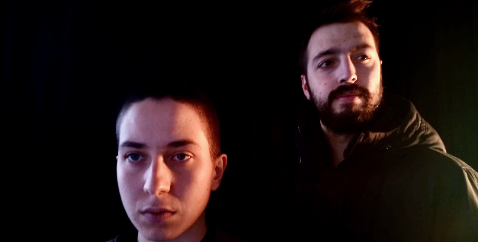 Miriam Lladó i Roger Buendia a Un passatge tranquil, pertanyent a l'espectacle Peces. FOTO: Cedida