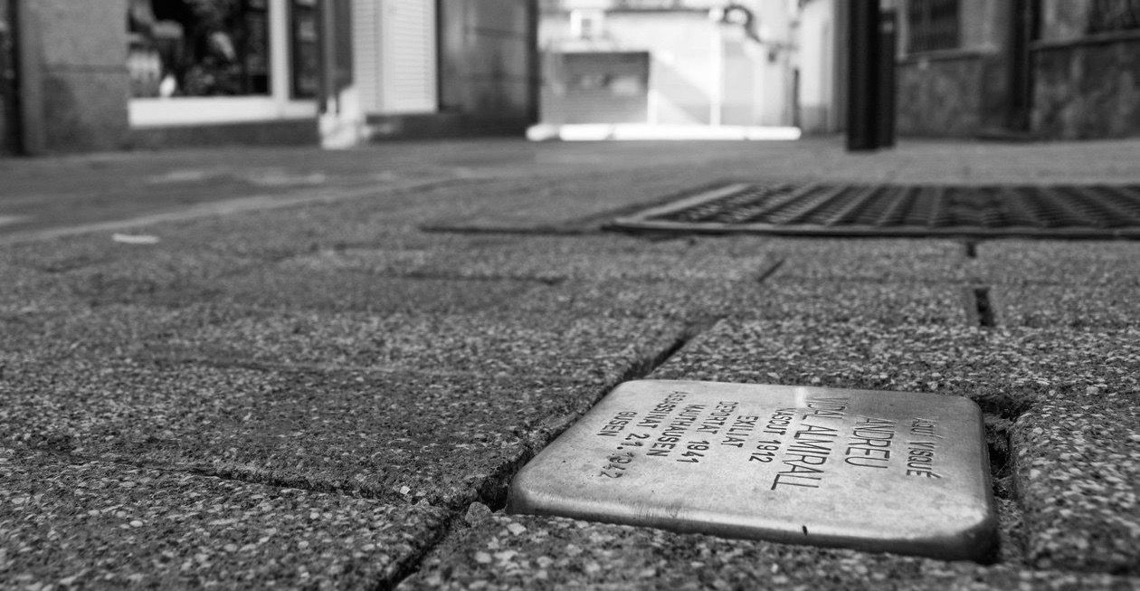 Article d'opinió d'Elena Montesinos, regidor d'En Comú Podem. FOTO: Stolpersteine. Ajuntament de Rubí - Localpres
