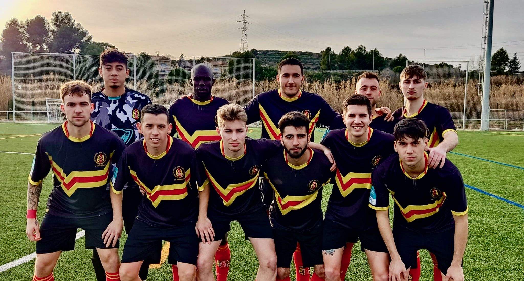 L'onze inicial del Veinti, que s'ha enfrontat a la UE Les Fonts. FOTO: CF Juventud 25 de Septiembre