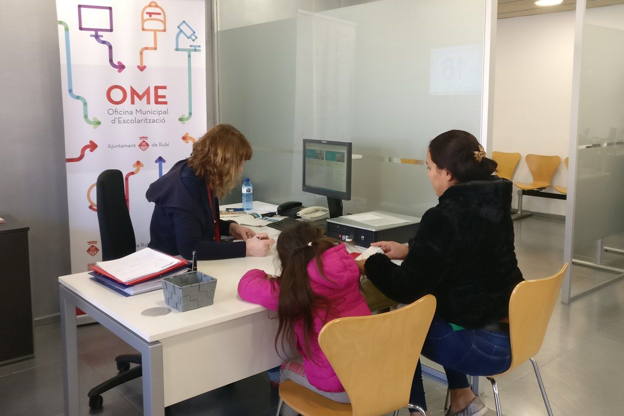 L’Oficina Municipal d’Escolarització de Rubí, al carrer Doctor Robert, 20. FOTO: Ajuntament de Rubí L’Oficina Municipal d’Escolarització de Rubí, al carrer Doctor Robert, 20. FOTO: Ajuntament de Rubí