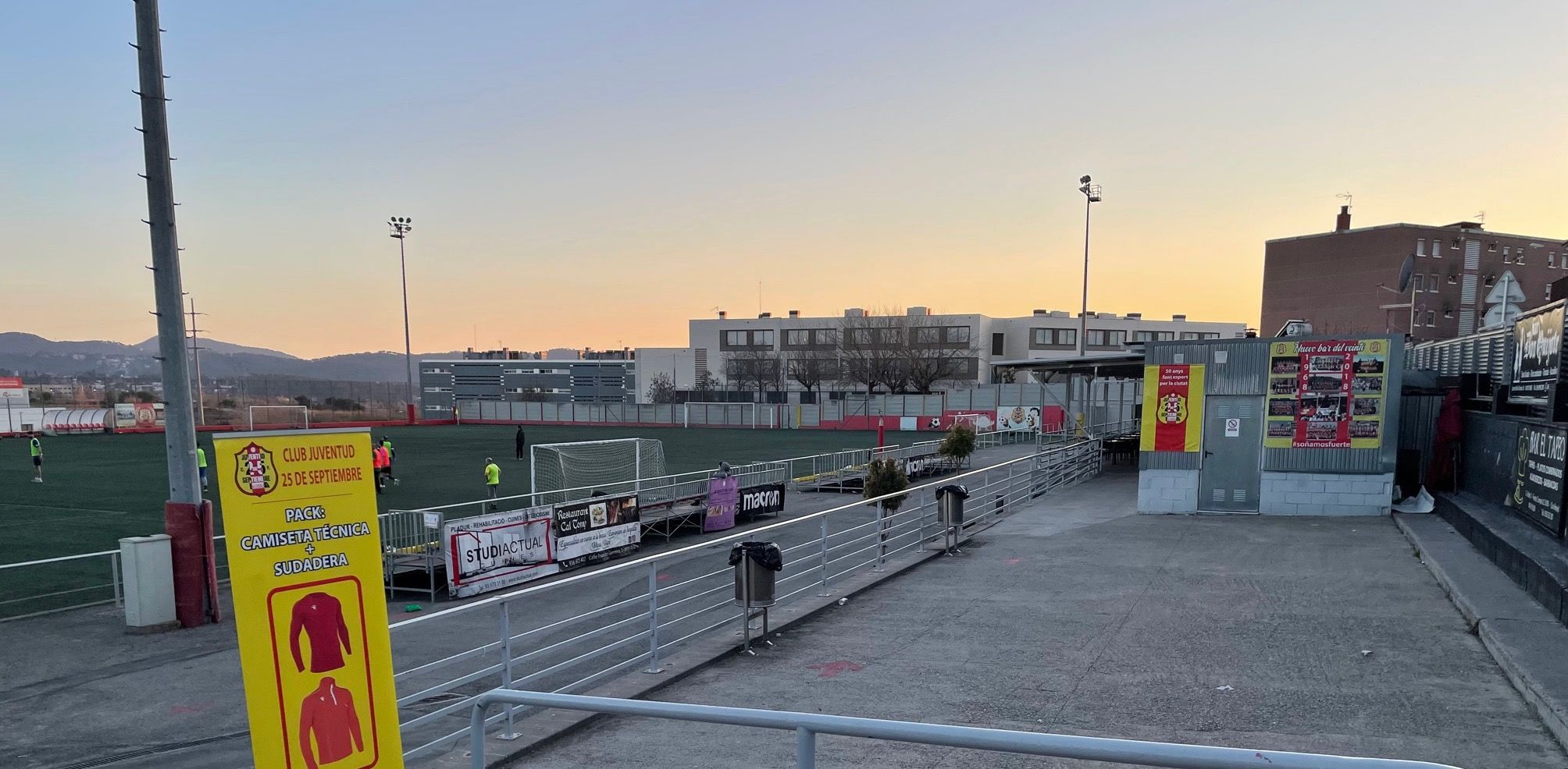 Estadi municipal del Club Juventud 25 de Septiembre, conegut popularment com el Veinti. FOTO: Arnau Martínez
