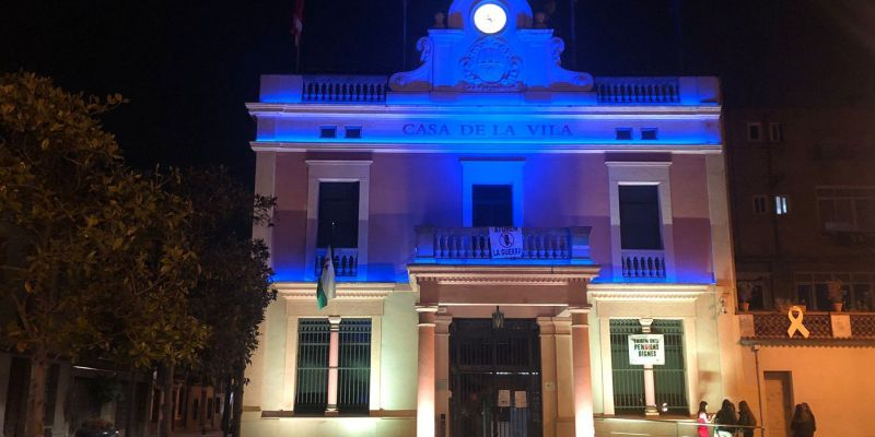 La façana de l'Ajuntament amb els colors de la bandera d’Ucraïna. FOTO: Ajuntament de Rubí - Localpres