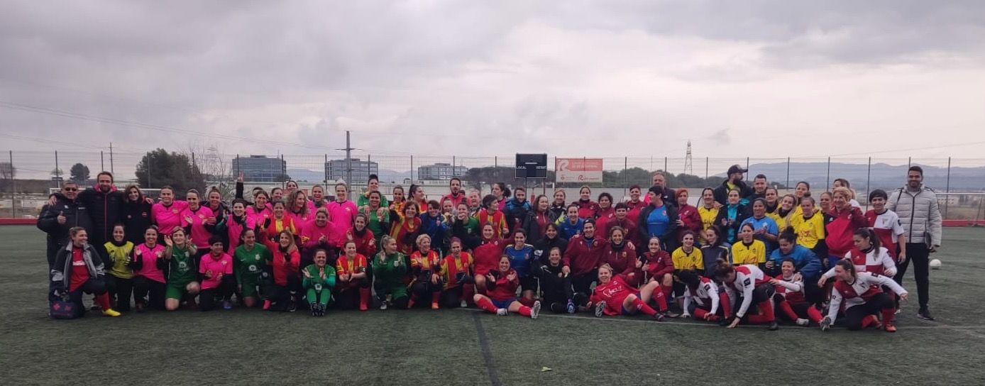 Des del club de futbol rubinenc destaquen la bona afluència de públic al seu primer torneig femení solidari. FOTO: Cedida