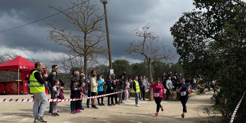 La cursa de la dona de Rubí era gratuïta i estava oberta a tothom. FOTO: Joan B. 