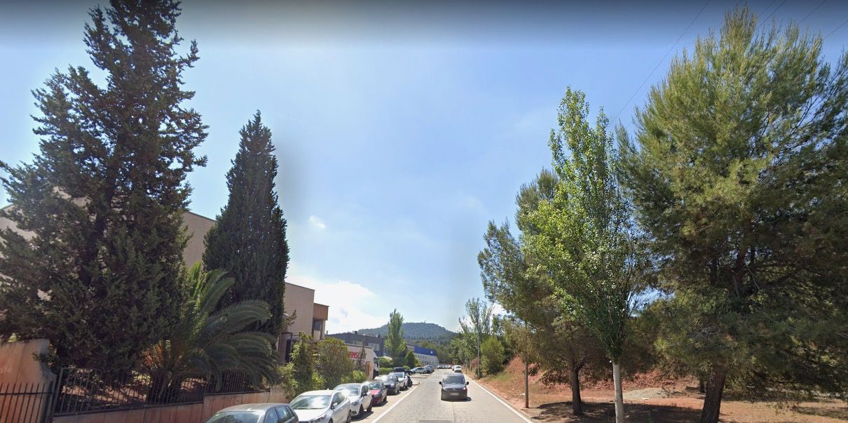 L'accident laboral en el qual ha mort una persona de 51 anys ha estat en una nau industrial de l'avinguda Gaudí. FOTO: Google Maps