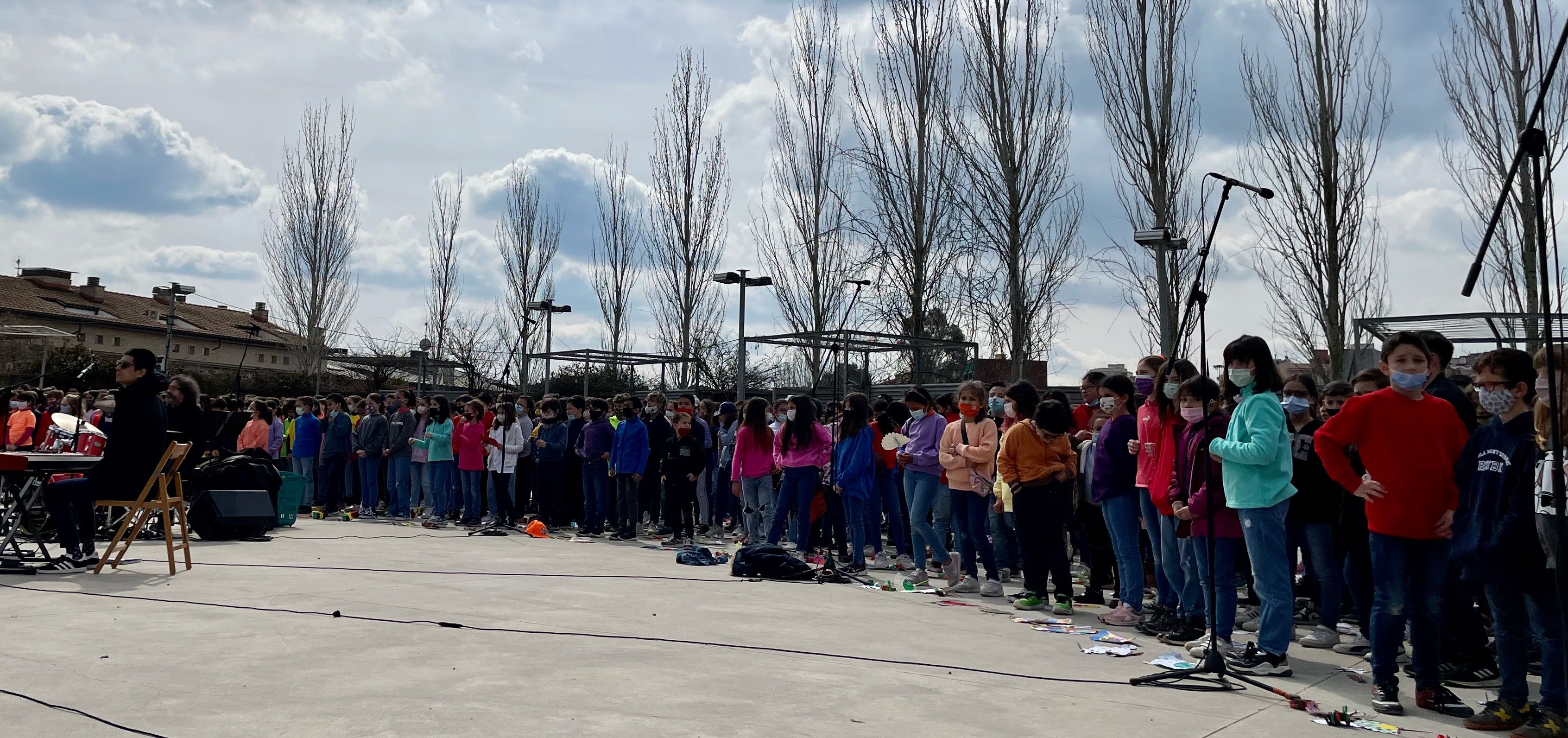 Vuitena edició de la cantata escolar a l'amfiteatre del Castell. FOTO: NHS