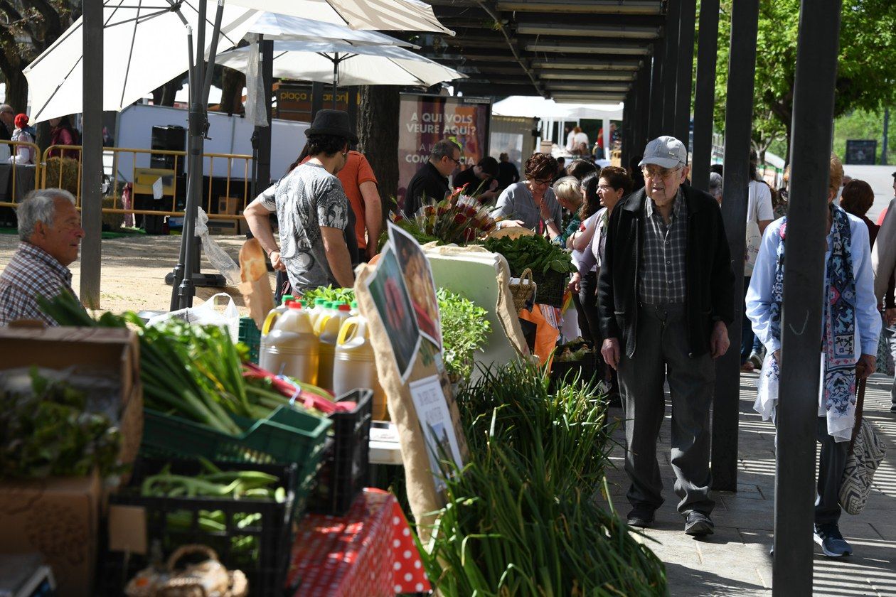 La fira amb paradetes de productes locals estarà de nou a la plaça Pearson el matí de dissabte 30 d'abril. FOTO: Ajuntament de Rubí-Localpres