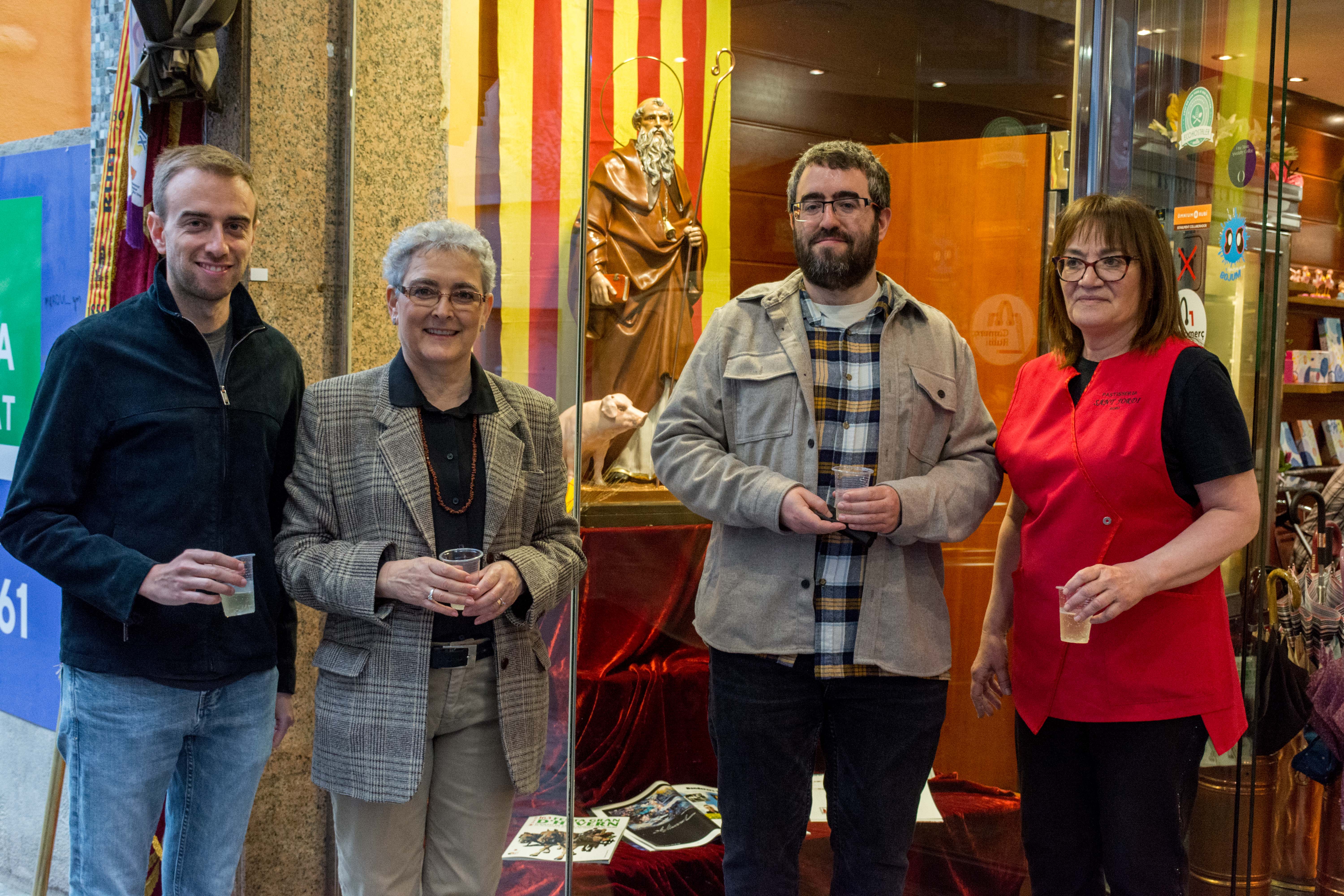 Arrenca la festa de Sant Antoni Abat. FOTO: Carmelo Jiménez