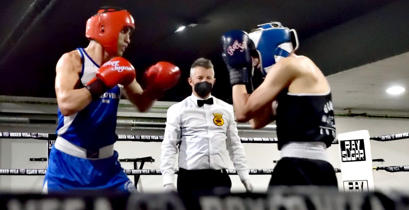 Un dels combats de boxa amb Abde Agribach. FOTO: Cedida