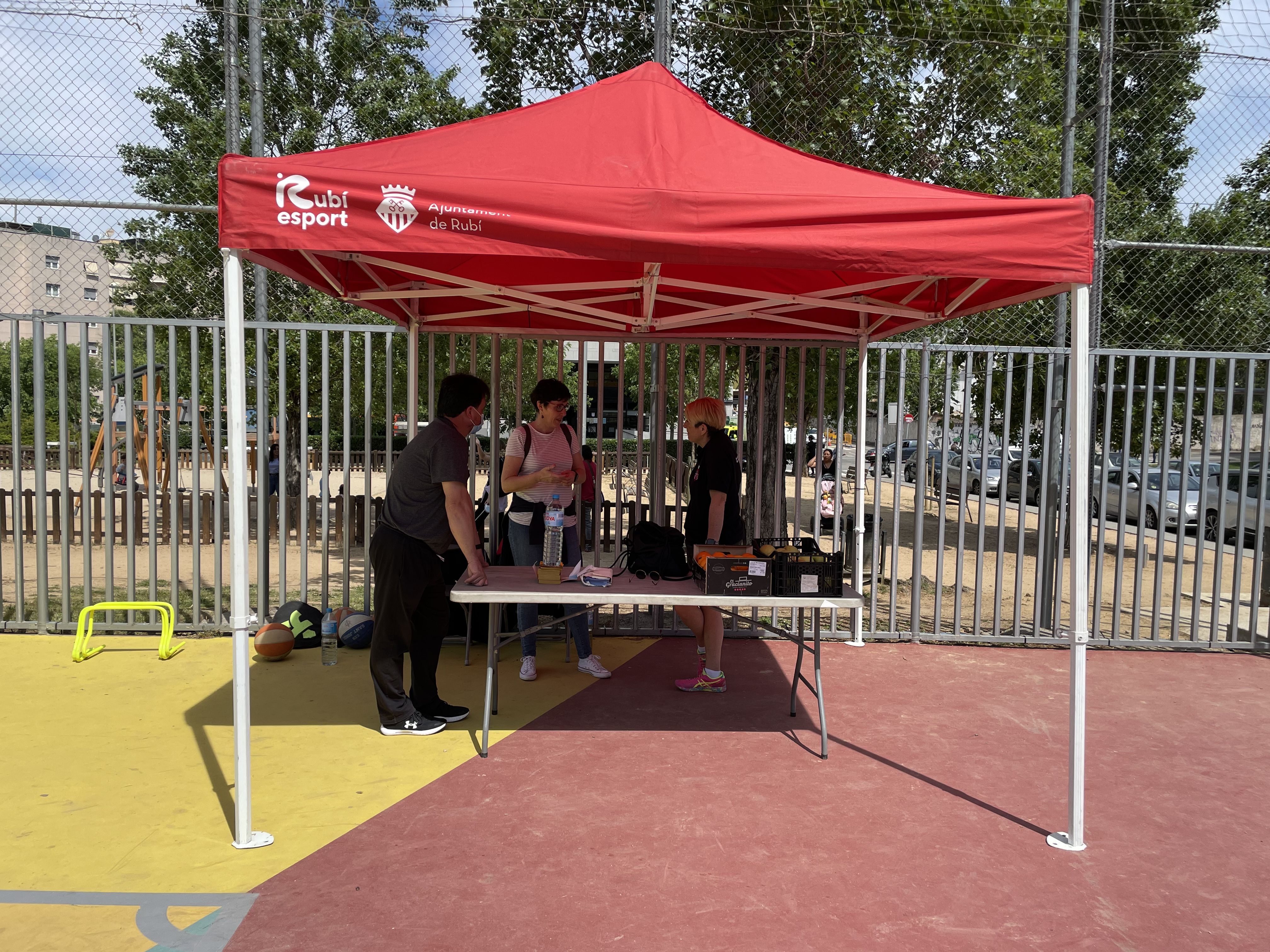 Jornada lúdica al parc de la Pau i la Natura. FOTO: Arnau Martínez