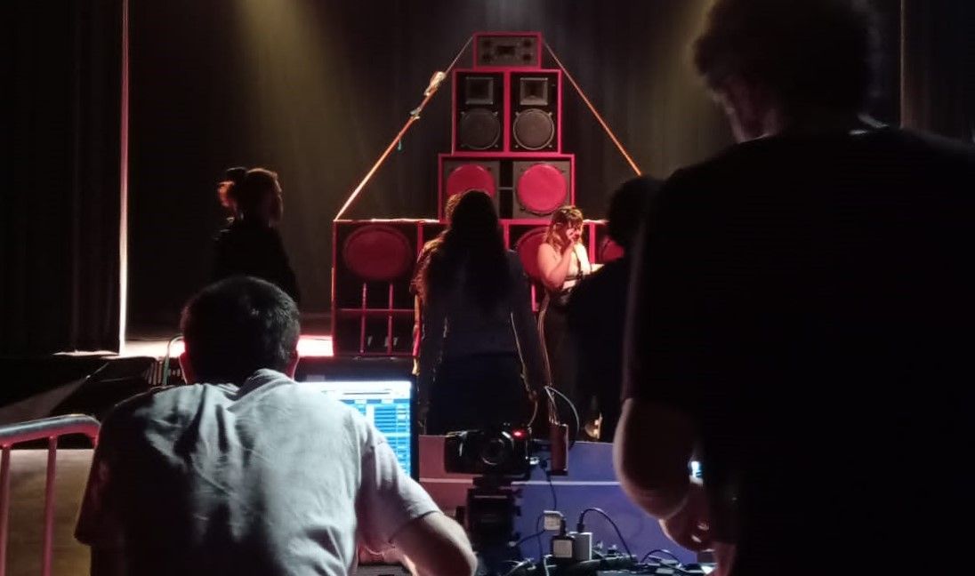 Imatge de l'últim acte de La Sònik, el Bullitec, a l'Espai 14/13. FOTO: Cedida