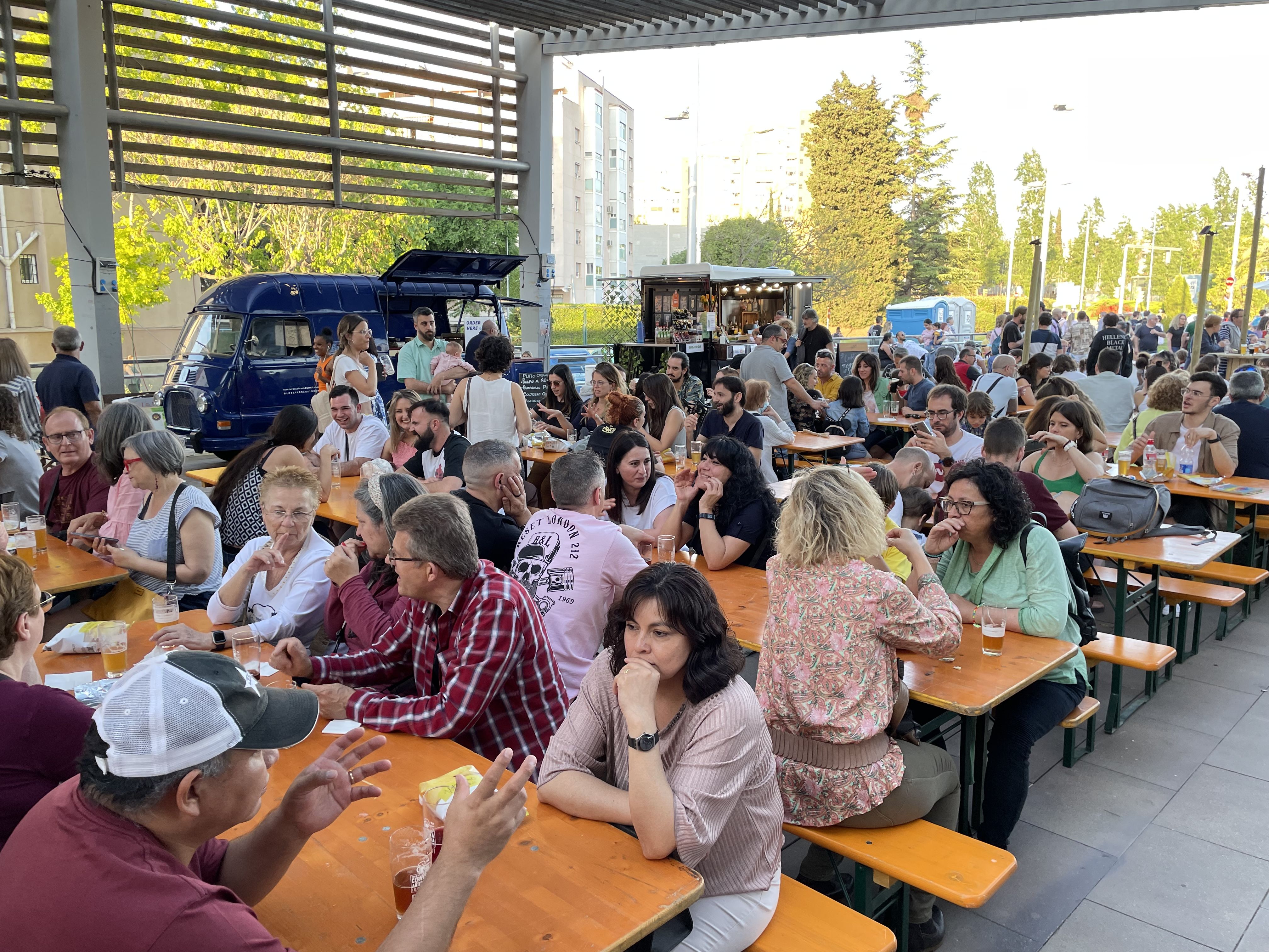 Rubí celebra de nou la Fira de la Cervesa Artesana i el Formatge. FOTO: Arnau Martínez