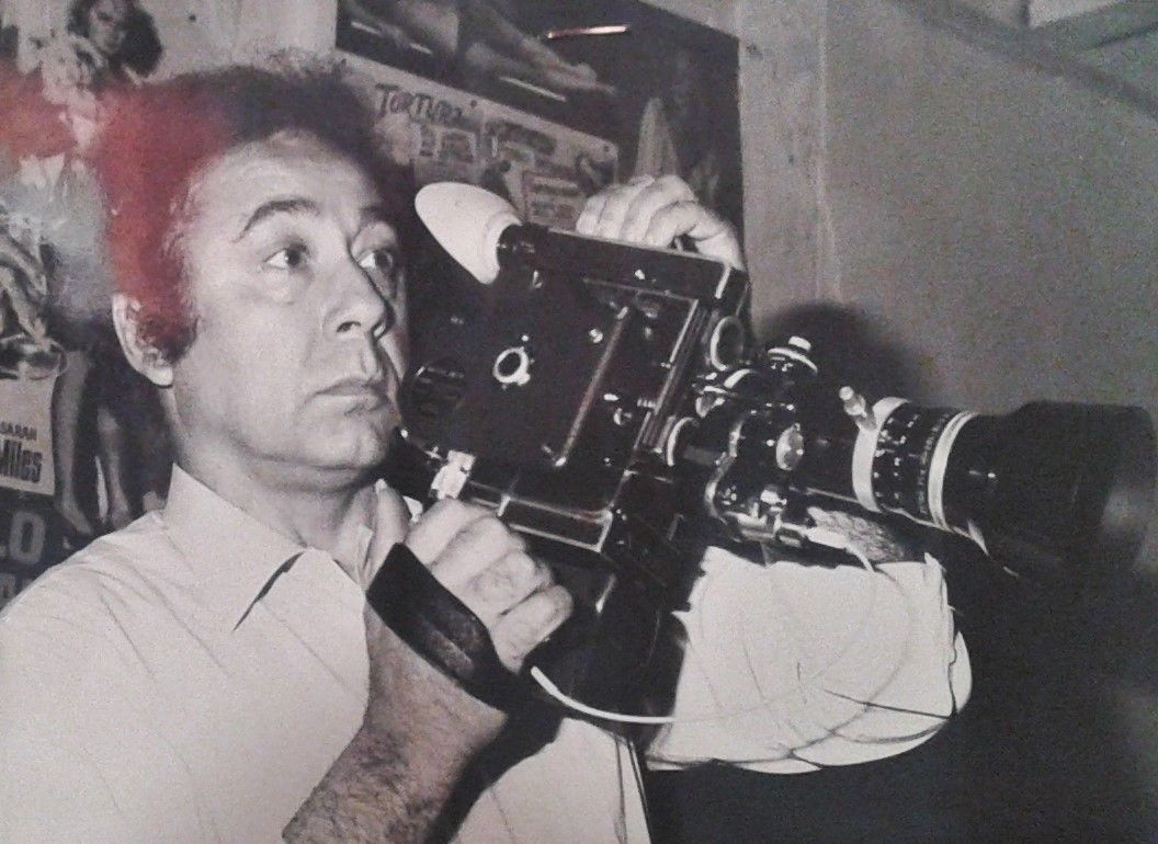  Silvestre Torra, mort el 2018, darrera la seva càmera. FOTO: www.nuvol.com