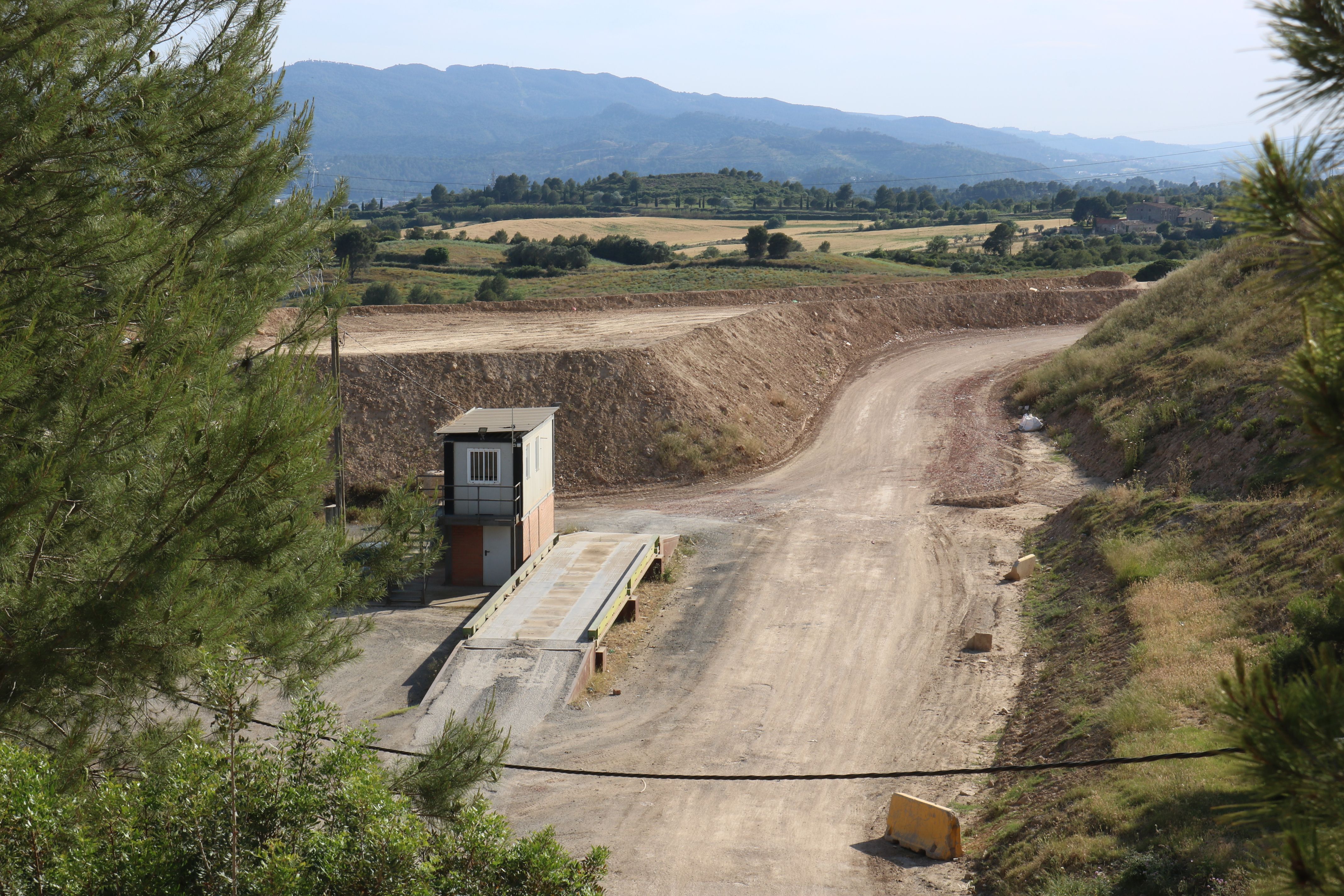 Vista l'abocador de Can Canyadell de Rubí. FOTO: Albert Segura (ACN)